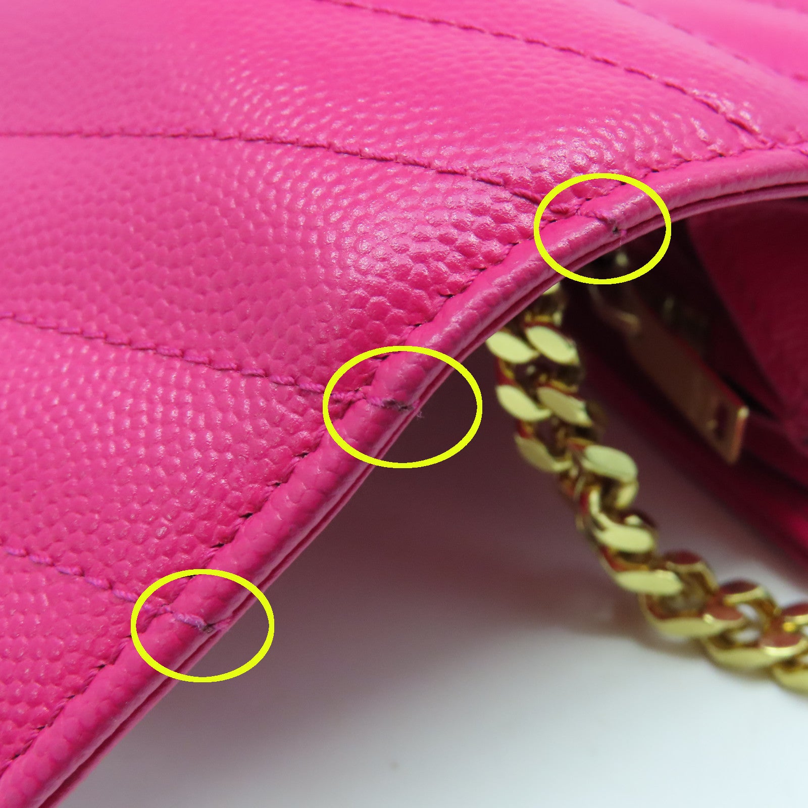 SAINT LAURENT Chain Wallet Gold Buckle Chain Shoulder Bag in Caviar Leather Pink