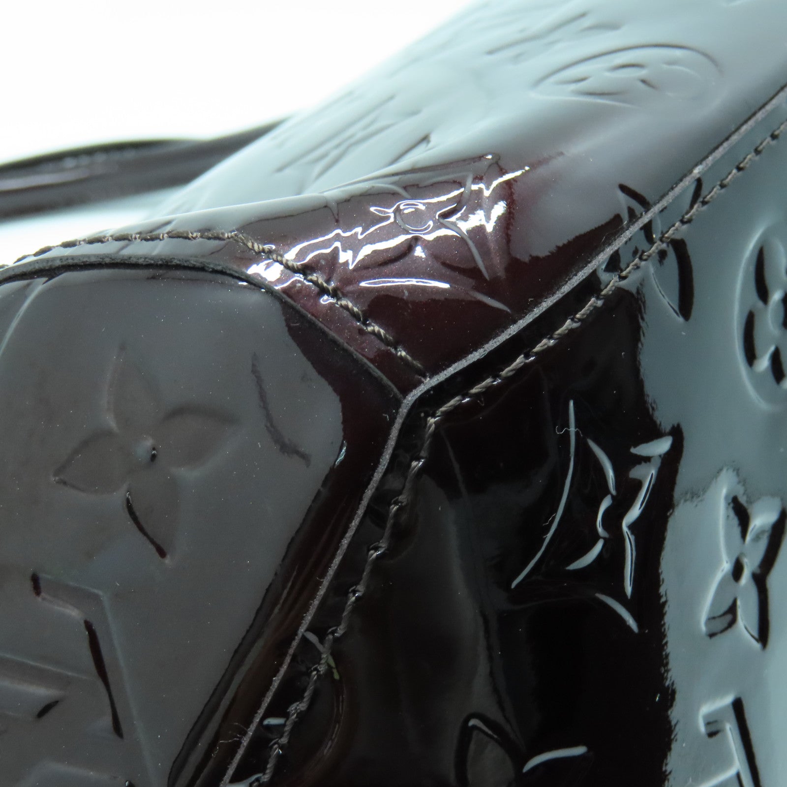 LOUIS VUITTON Monogram Vernis Sherwood PM Gold Buckle Shoulder Bag