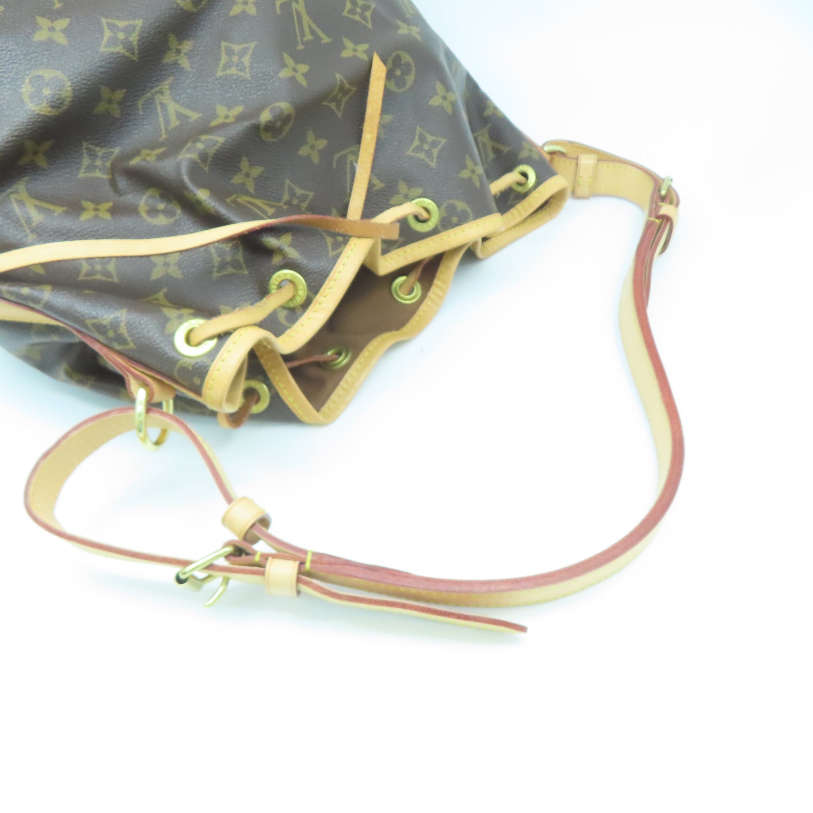 LOUIS VUITTON Monogram Noe BB金扣肩背袋啡色
