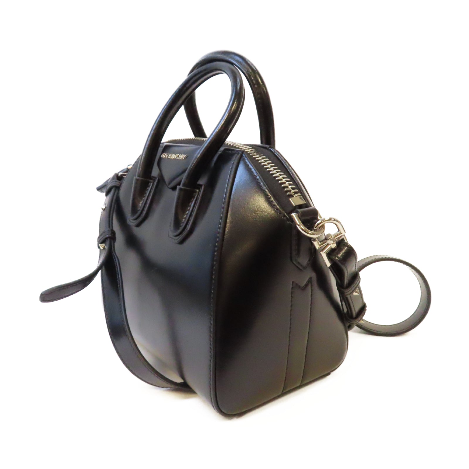 GIVENCHY 牛皮皮革Antigona銀扣手挽肩背兩用袋黑色