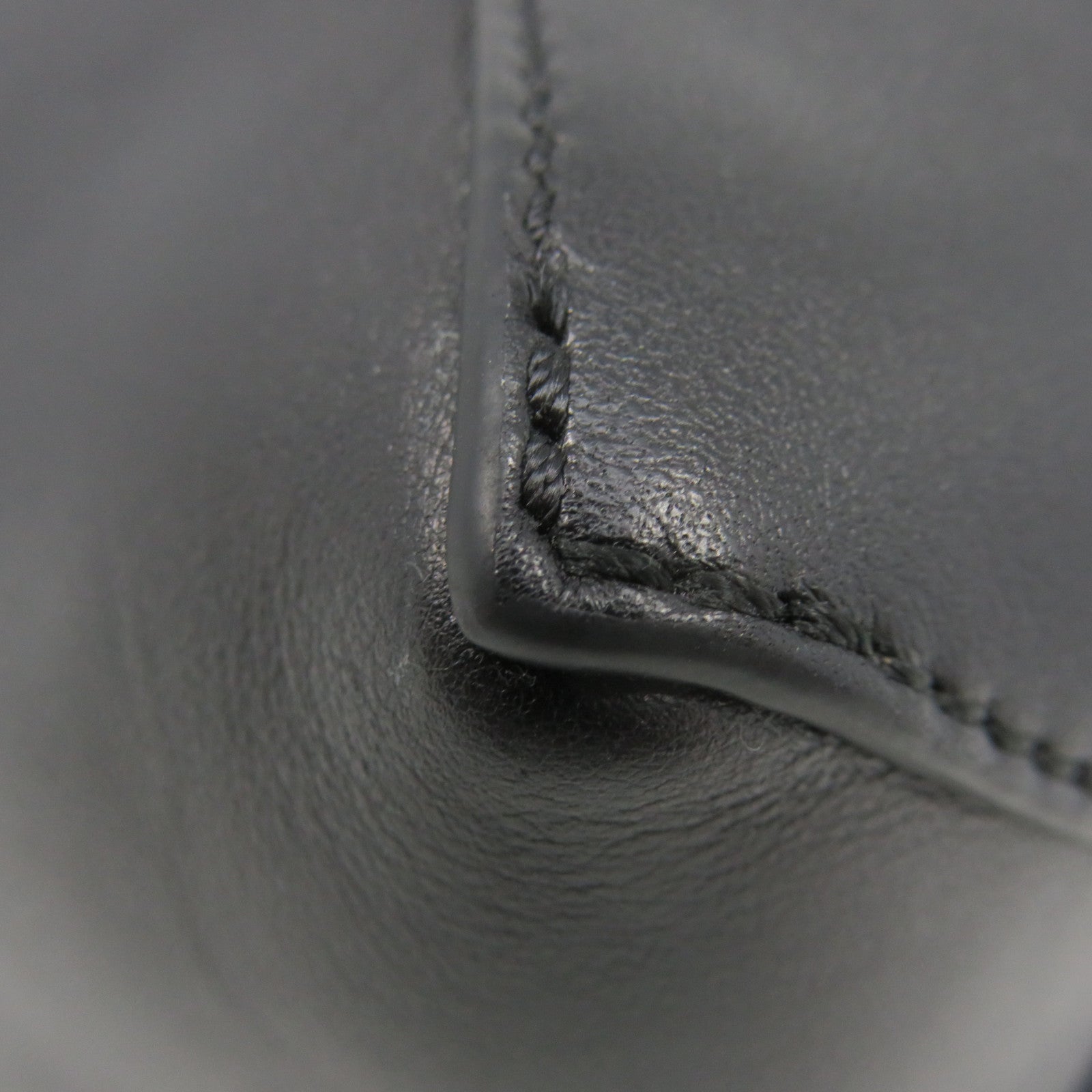 LOEWE 牛皮皮革2Way Shoulder Bag手挽肩背兩用袋黑色