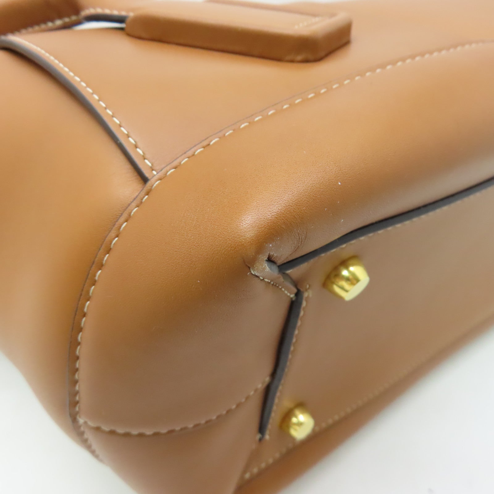 BOTTEGA VENETA 牛皮皮革Arco Tote Bag金扣肩背袋啡色