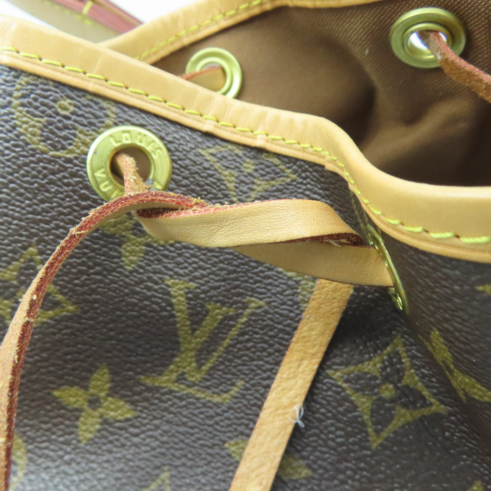 LOUIS VUITTON Monogram Noe BB金扣肩背袋啡色