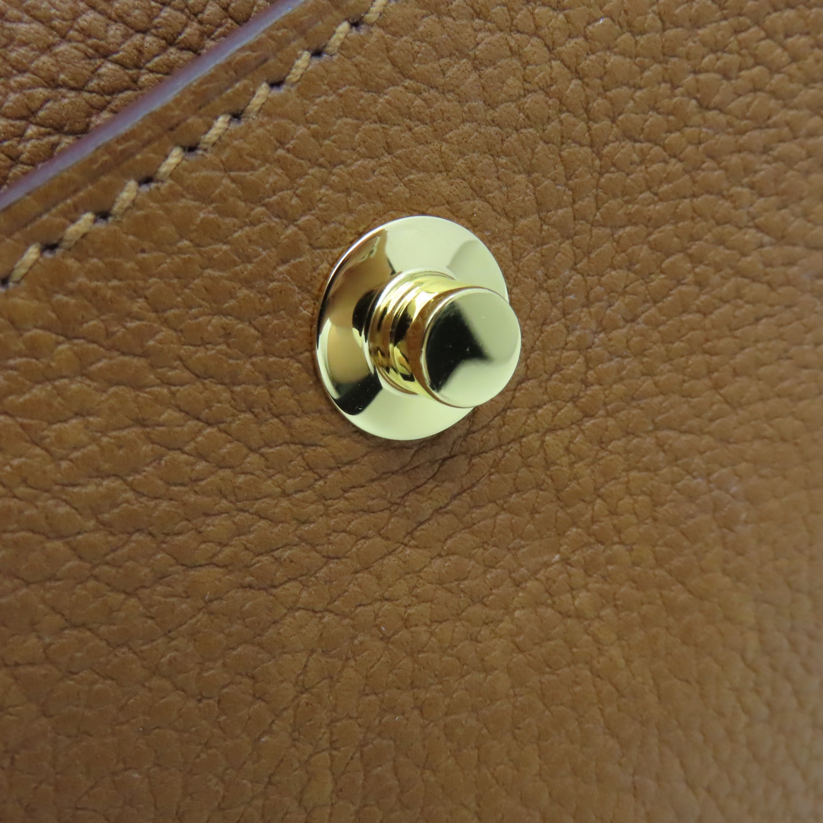 HERMES Clemence皮革Sac Saut Shoulder Bag金扣肩背袋經典駝色