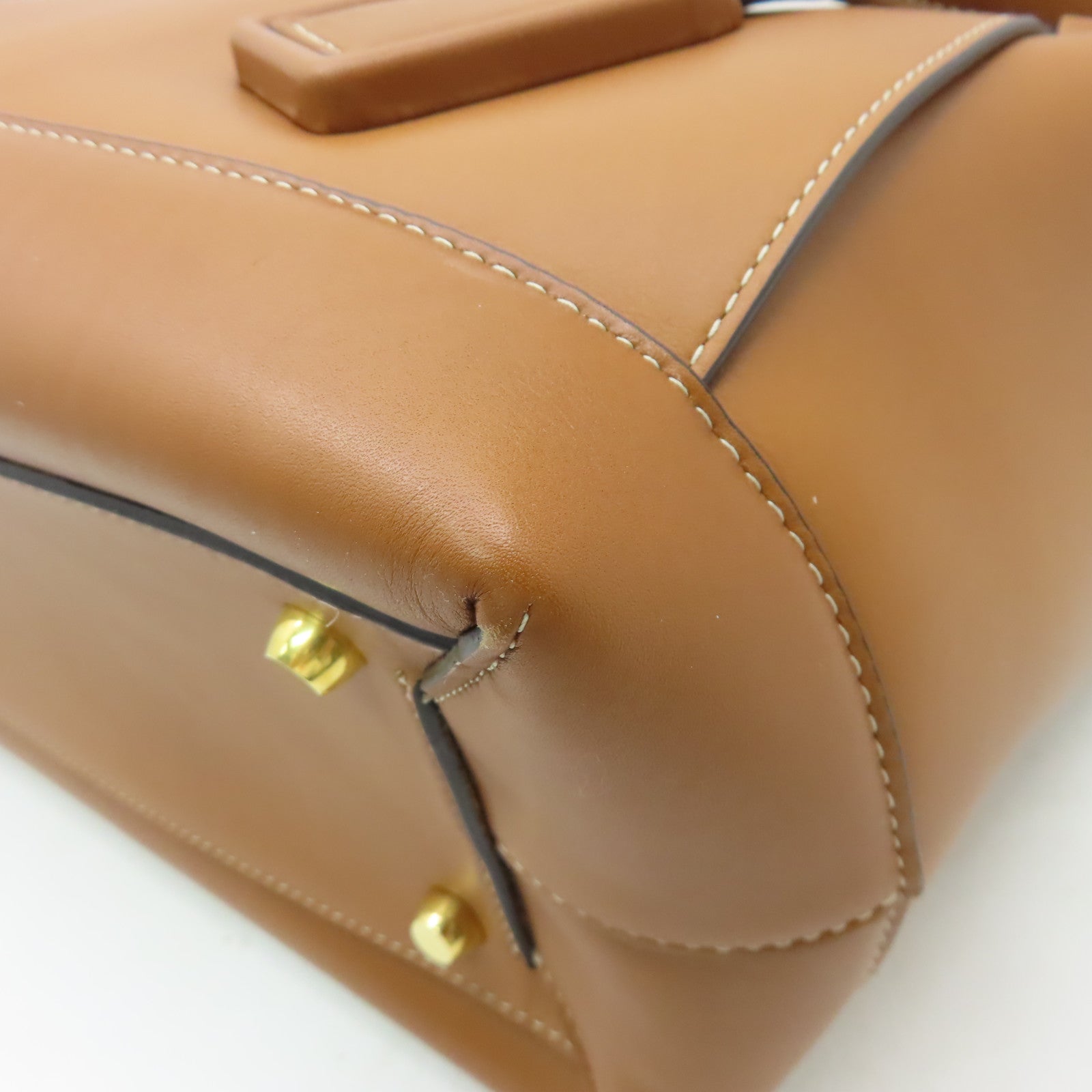 BOTTEGA VENETA 牛皮皮革Arco Tote Bag金扣肩背袋啡色