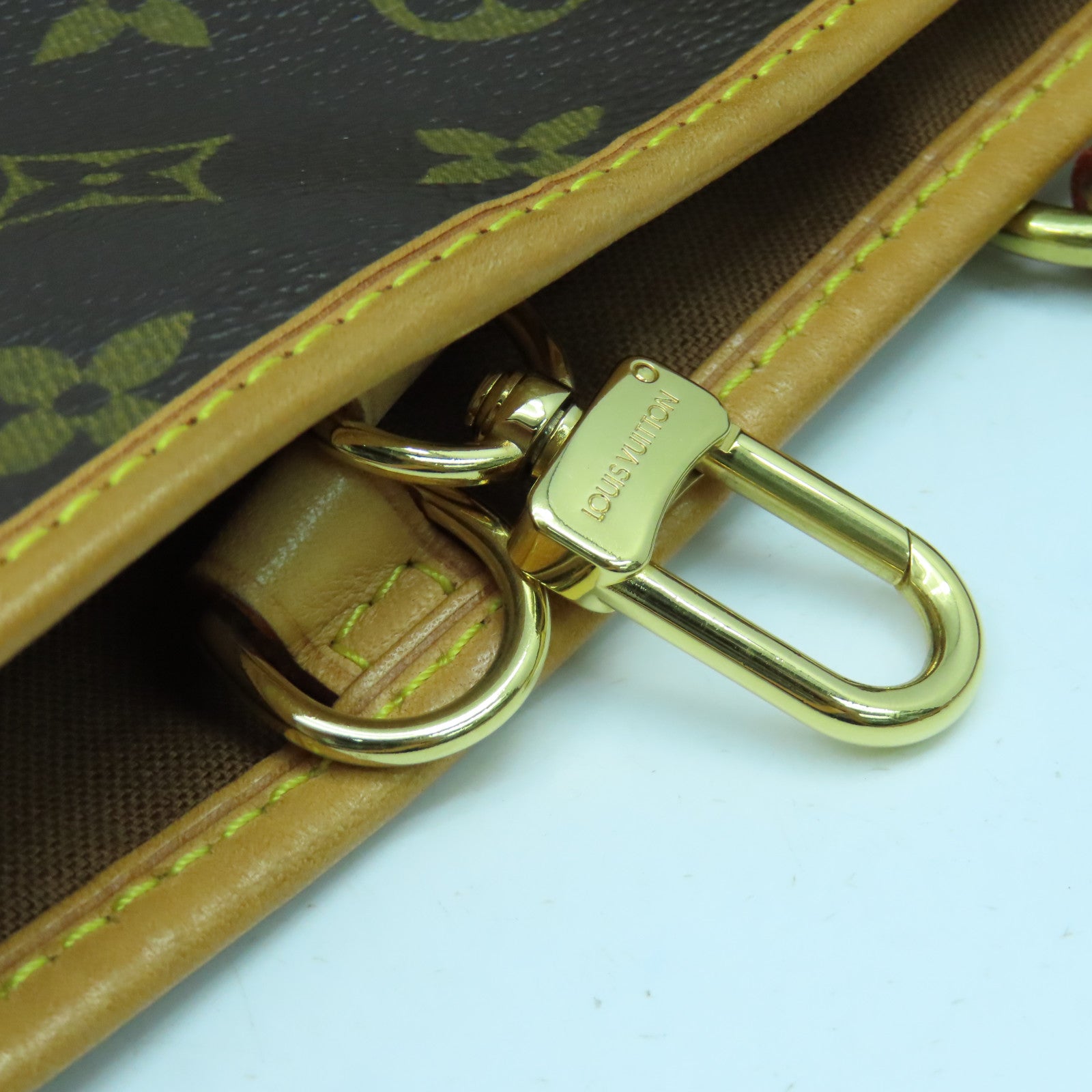 LOUIS VUITTON Monogram Batignolles Horizont金扣肩背袋啡色