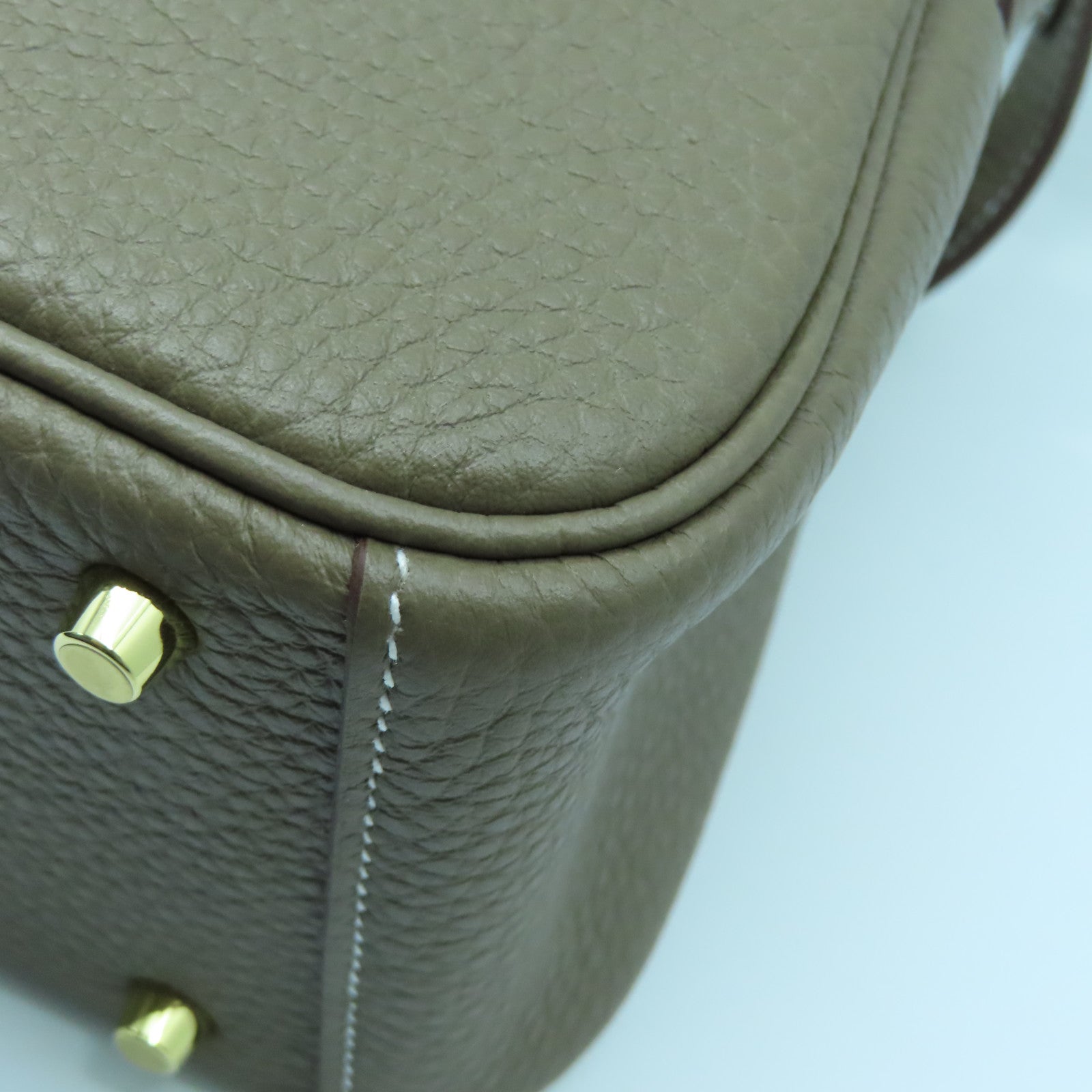 HERMES Clemence Leather Mini Lindy Gold Buckle Handle Shoulder Bag Elephant Gray