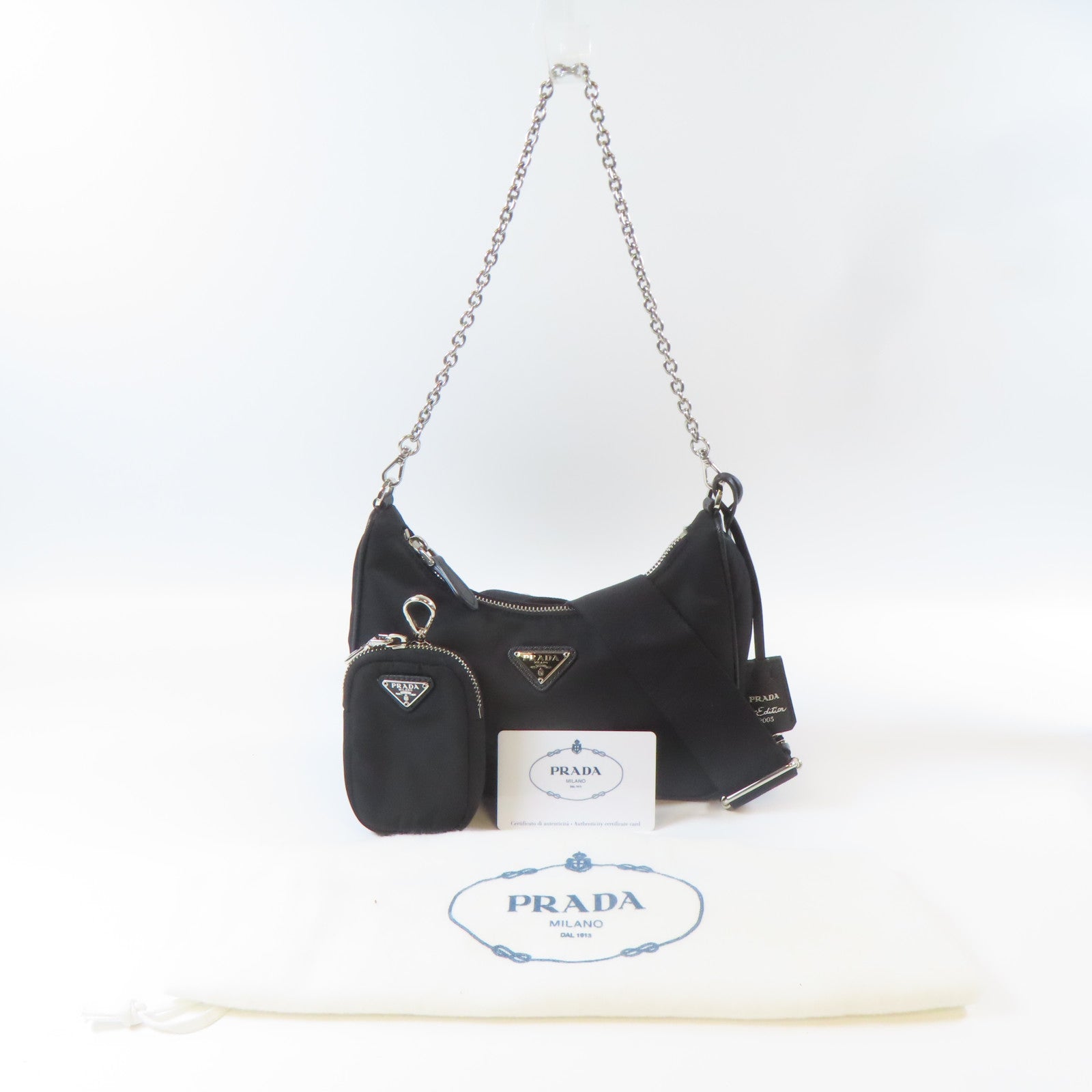 PRADA 尼龍Re-Edition2005銀扣手挽肩背兩用袋黑色