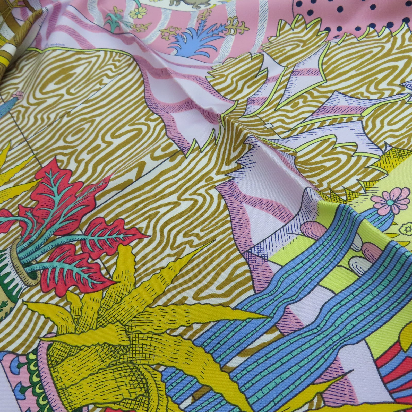 HERMES Silk Scarf Green/Color