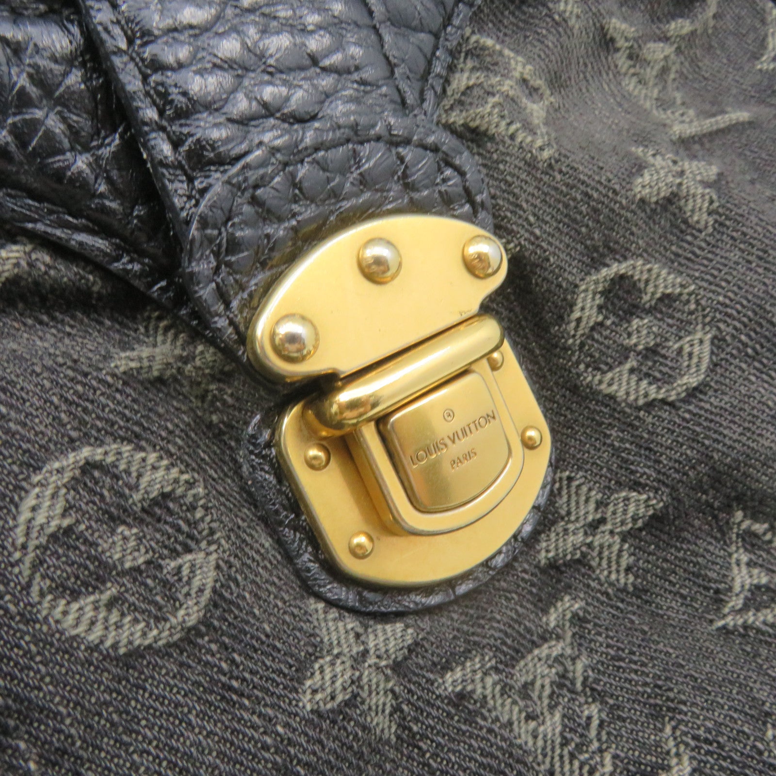 LOUIS VUITTON Monogram Denim XS Shoulder Bag金扣肩背袋黑色