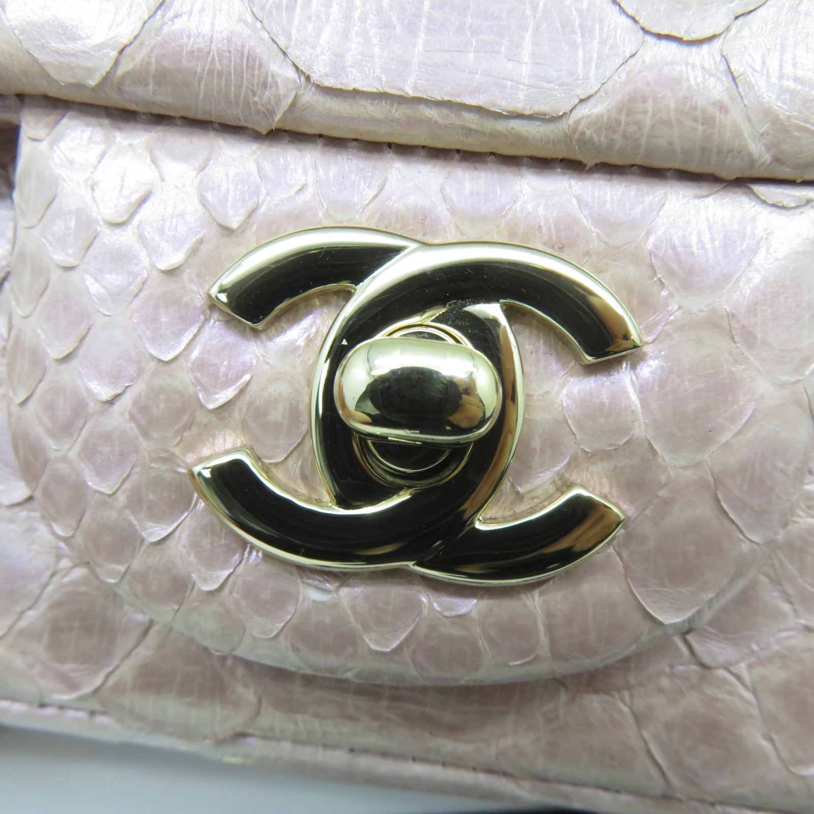 CHANEL 蛇皮皮革Chain Shoulder金扣鏈帶肩背袋粉紅色