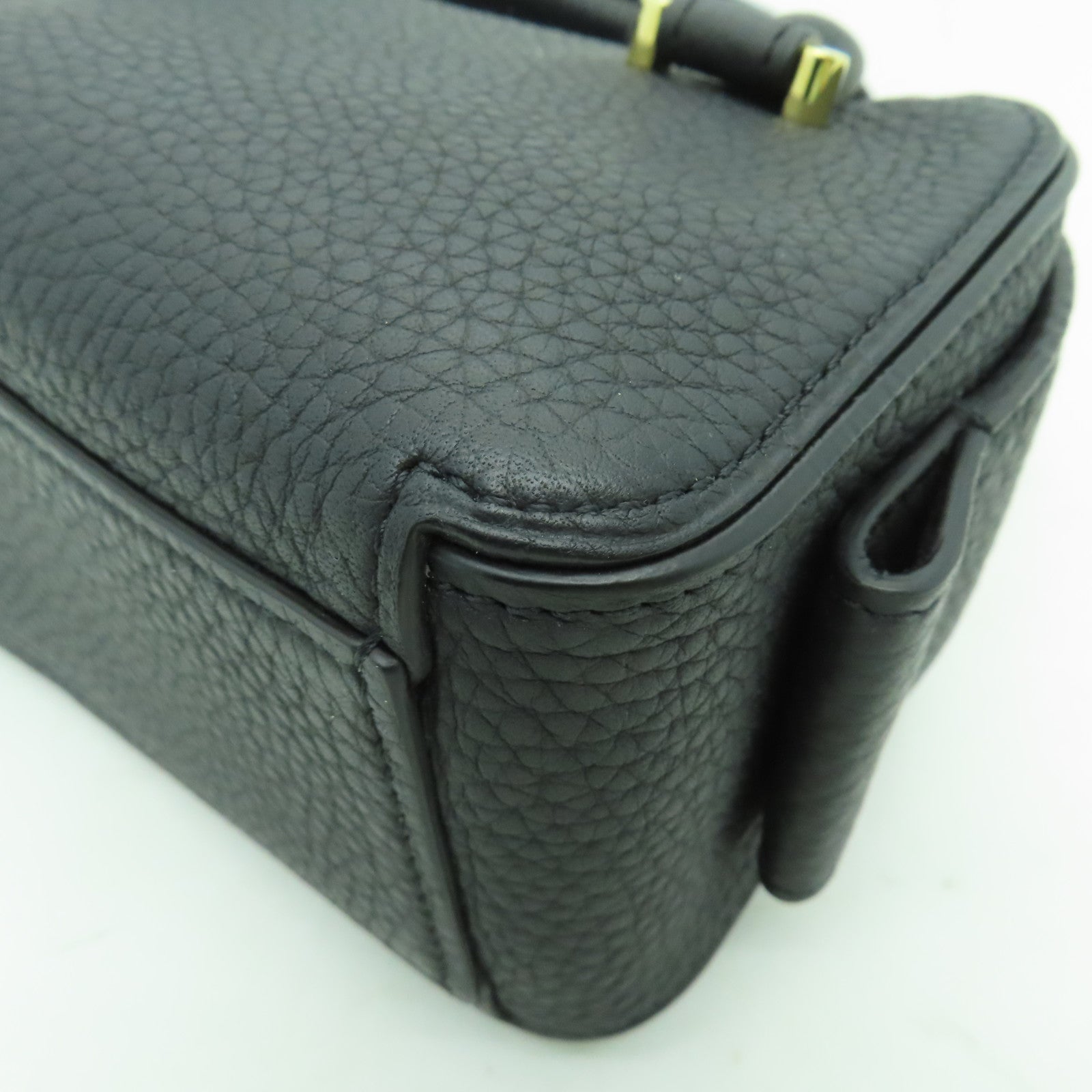 SELECTION Taurillon Soft皮革Cool Box Nano金扣手挽肩背兩用袋黑色