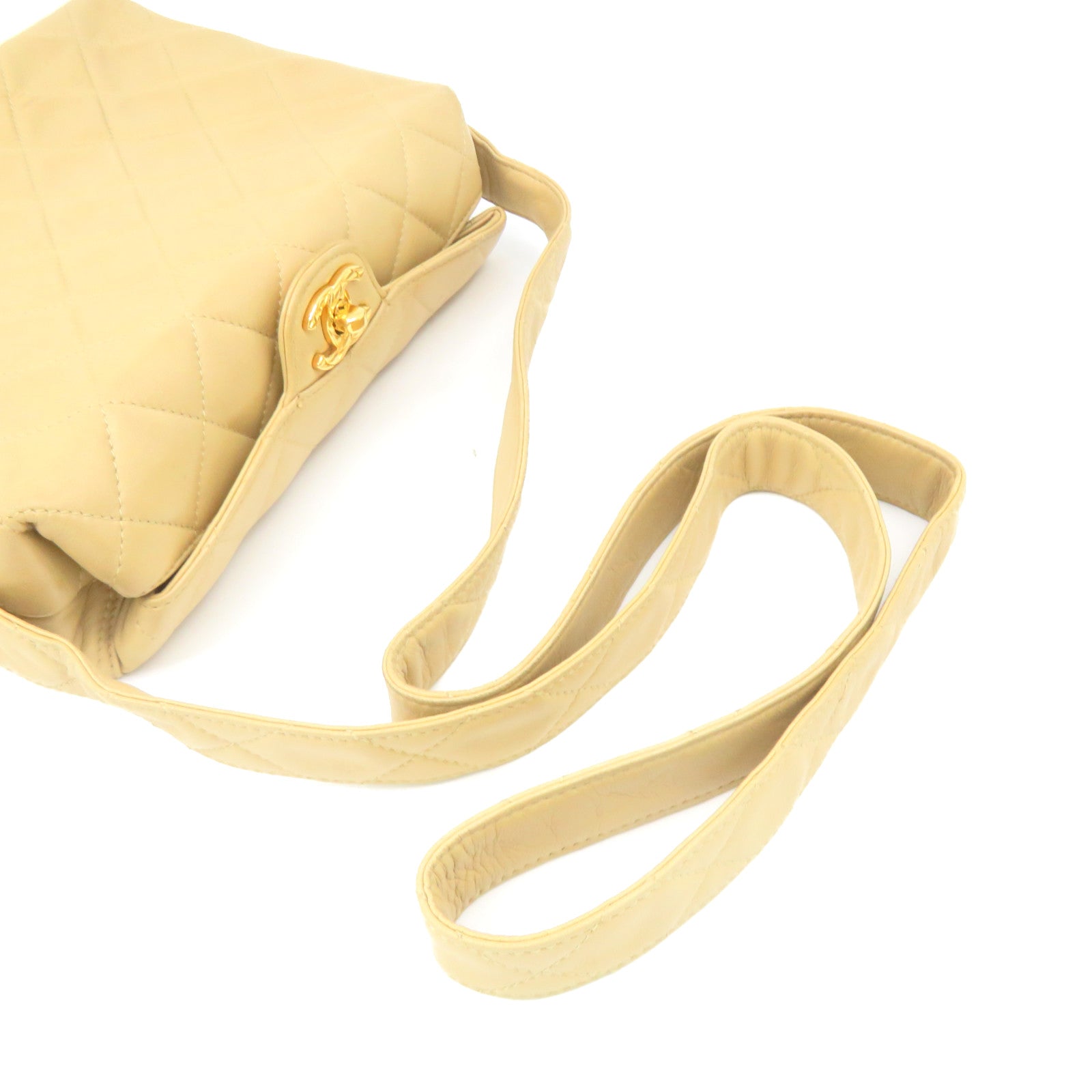 CHANEL rhombic sheepskin leather Vanity Bag gold buckle shoulder bag apricot
