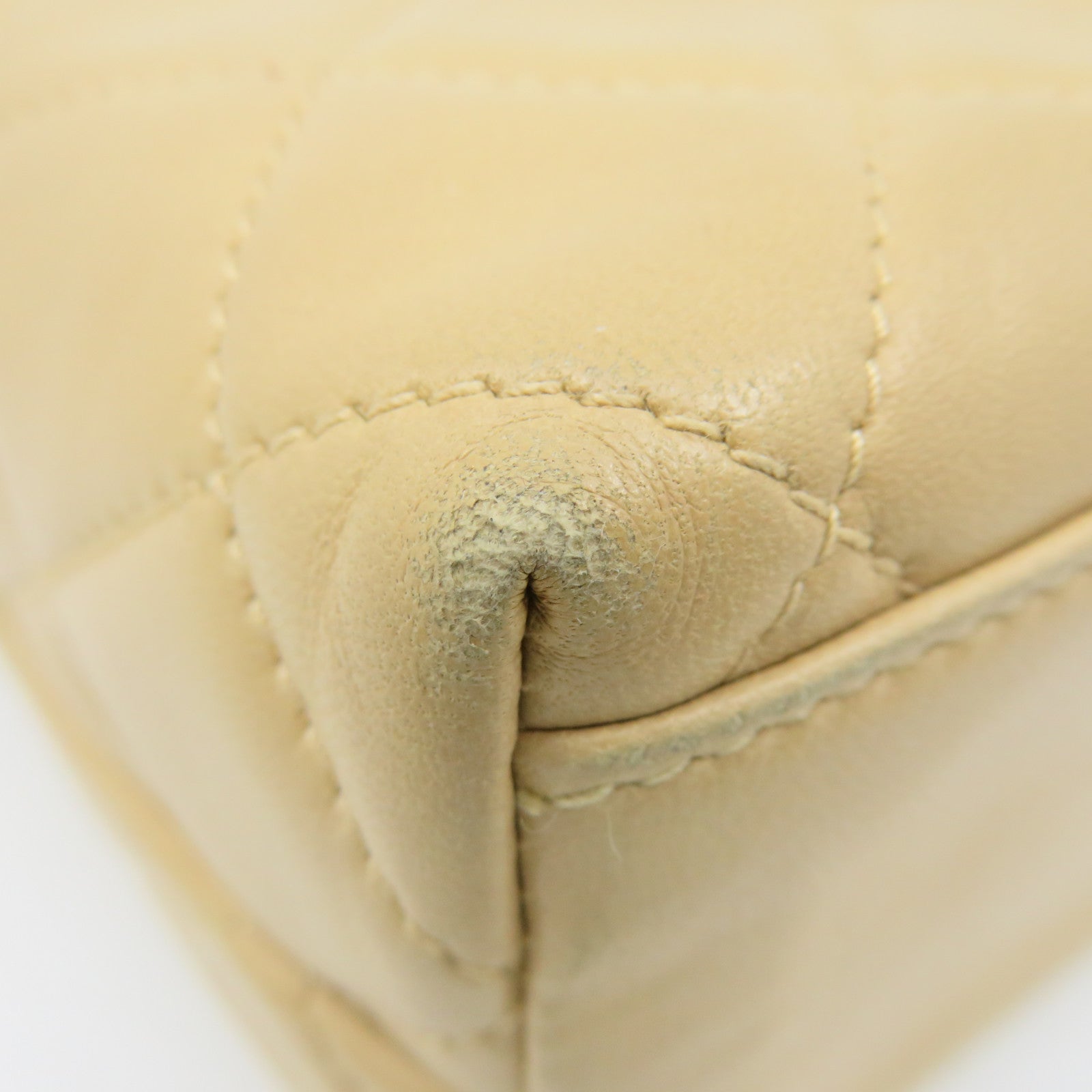 CHANEL rhombic sheepskin leather Vanity Bag gold buckle shoulder bag apricot