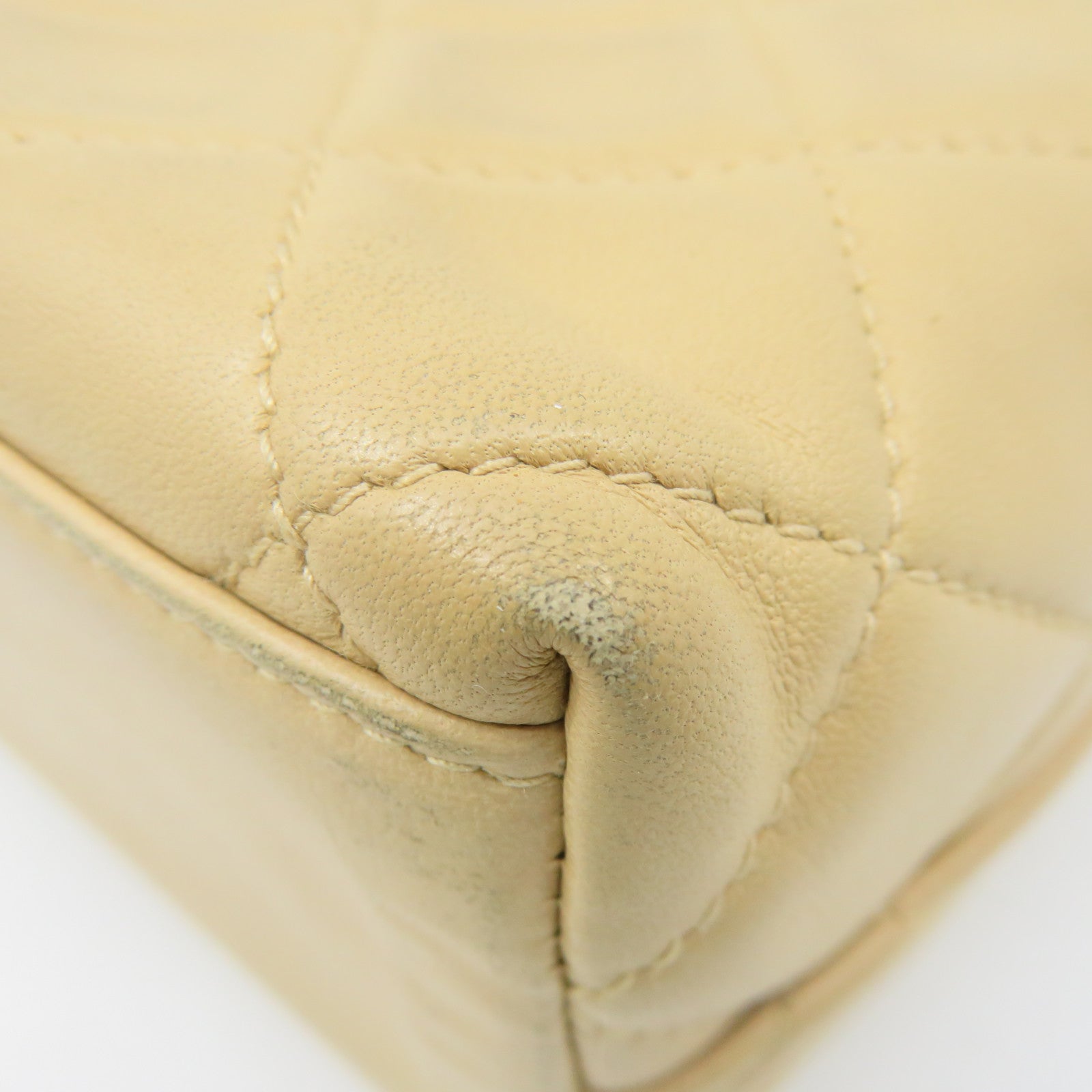 CHANEL rhombic sheepskin leather Vanity Bag gold buckle shoulder bag apricot