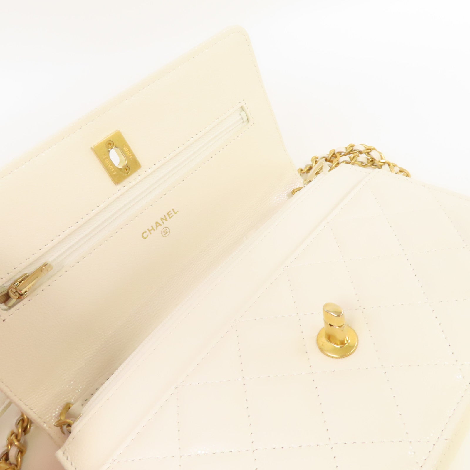 CHANEL 菱格Caviar皮革Gold Coin Chain WOC Shoulder Bag金扣鏈帶肩背袋米白色