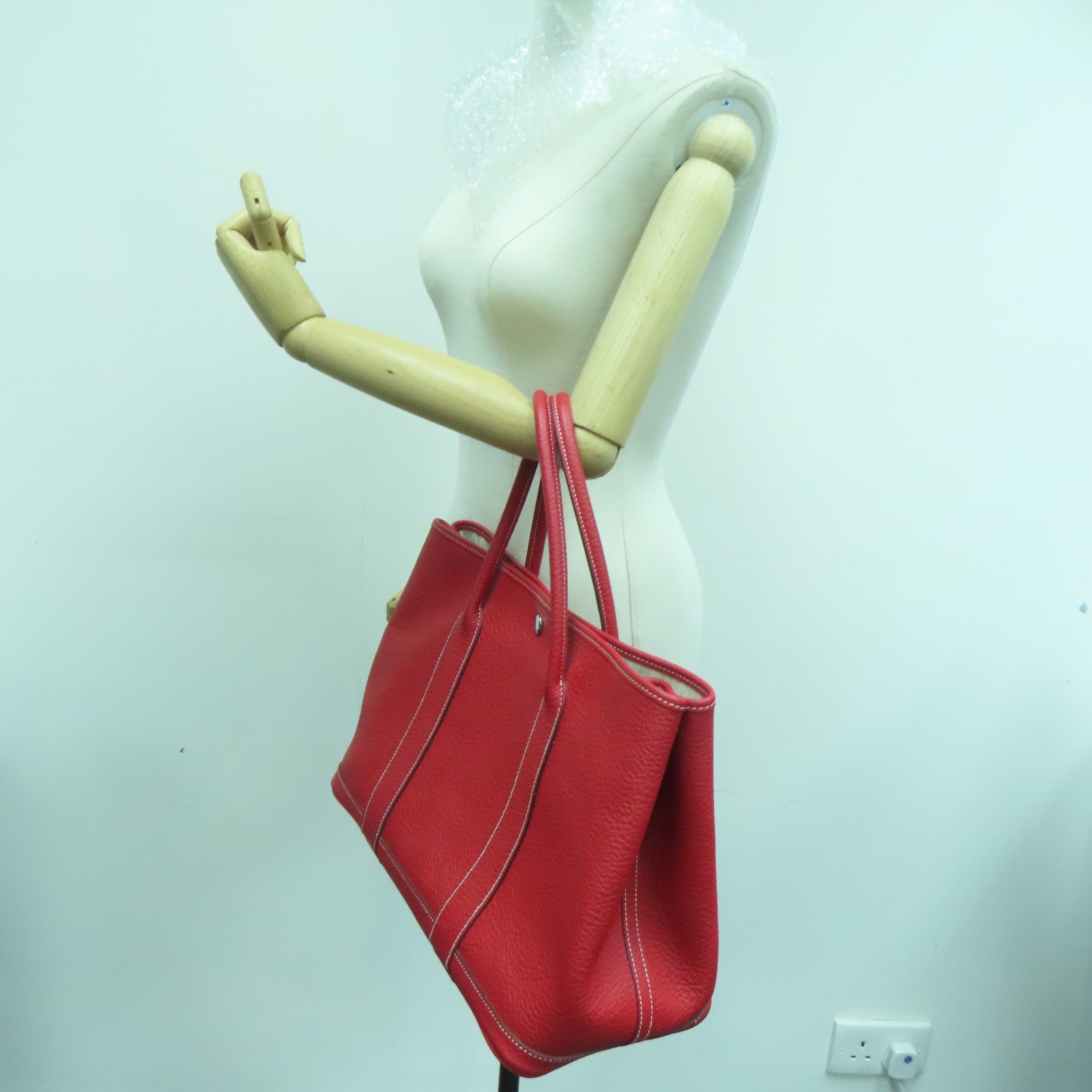 HERMES Country Leather Garden Party PM Silver Buckle Handle Bag Red