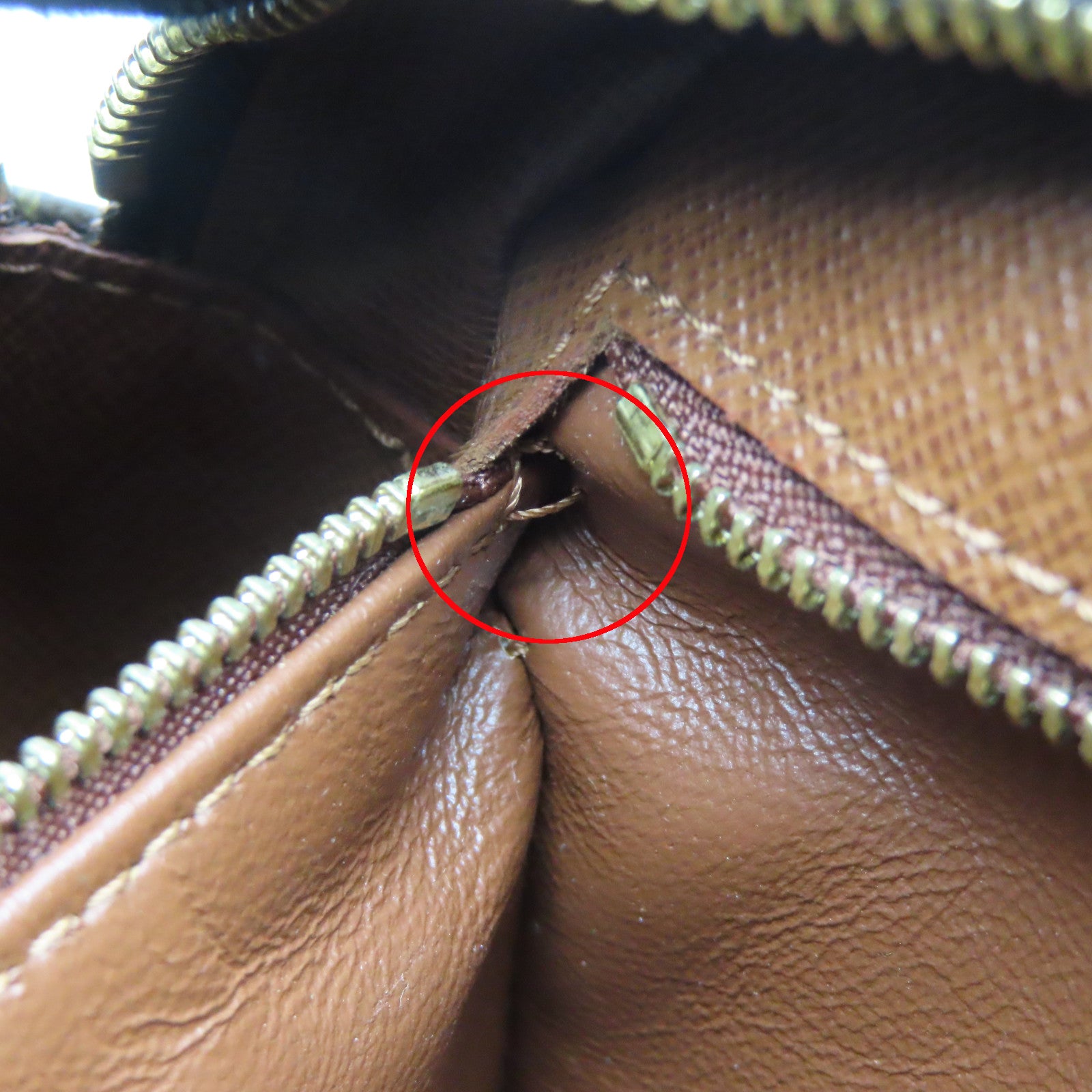 LOUIS VUITTON Monogram Trocadero 30金扣肩背袋啡色