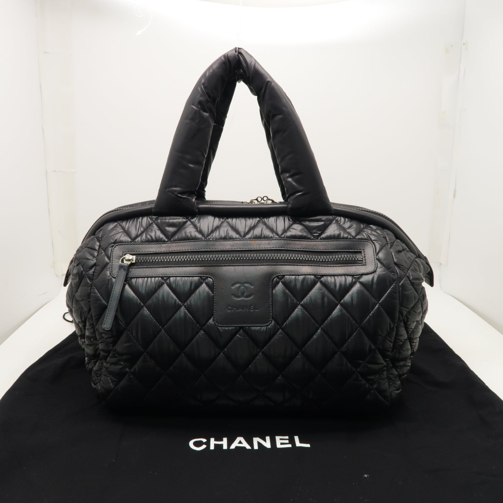 CHANEL 菱格尼龍Coco Cocoon銀扣肩背袋黒色