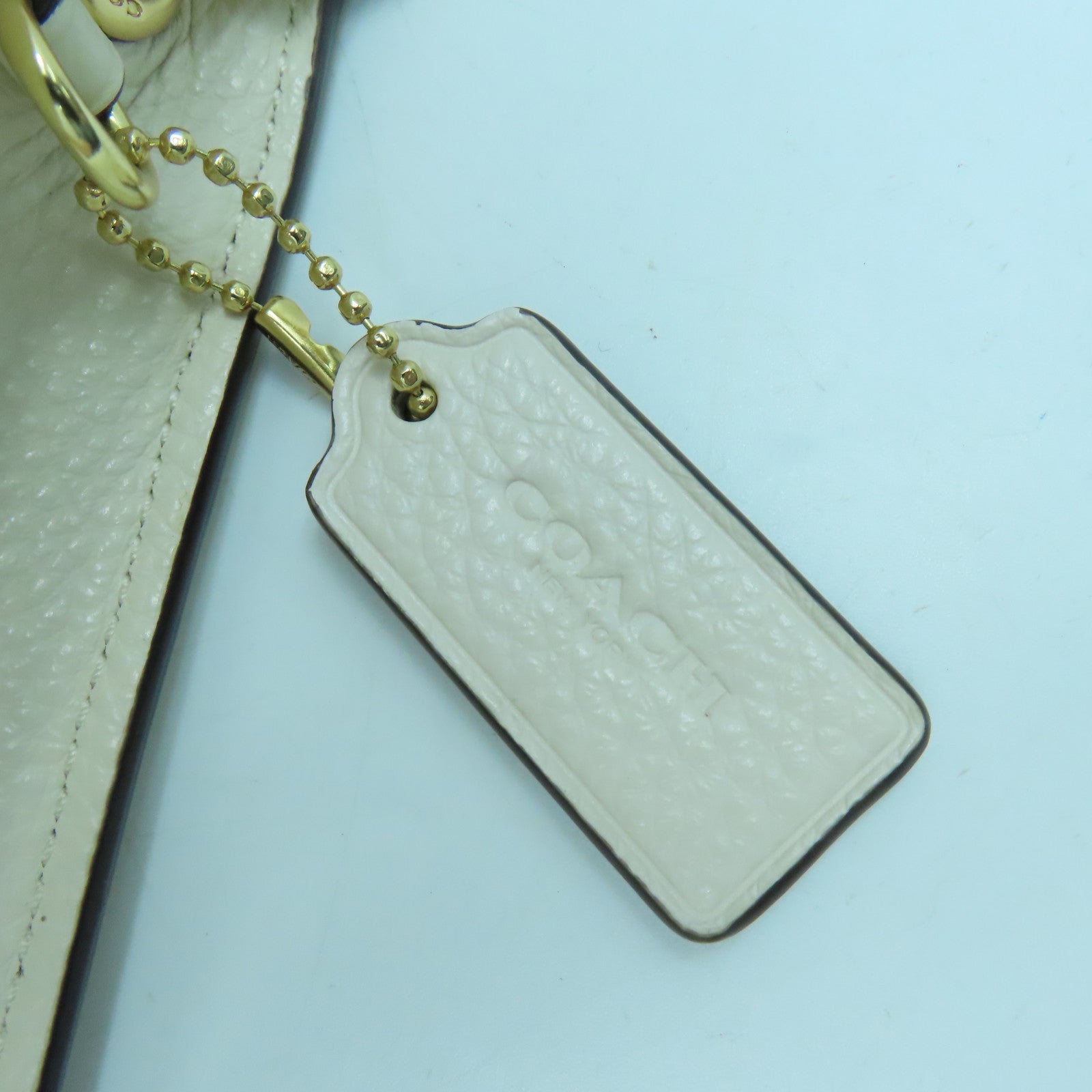 COACH 牛皮皮革Shoulder Bag金扣鏈帶肩背袋奶油白色