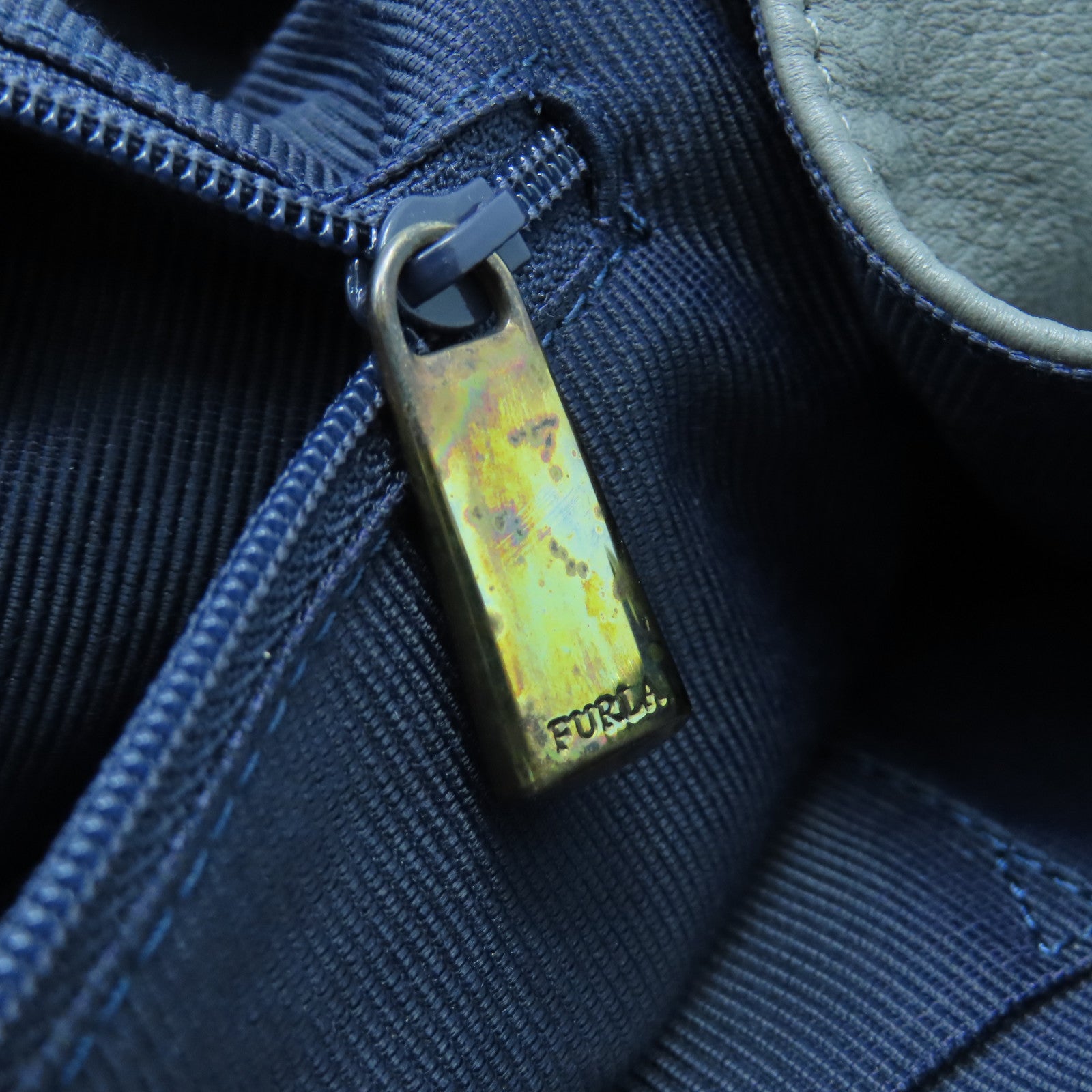 Furla 牛皮皮革2 Way Shoulder Bag金扣手挽肩背兩用袋深藍色/黑色