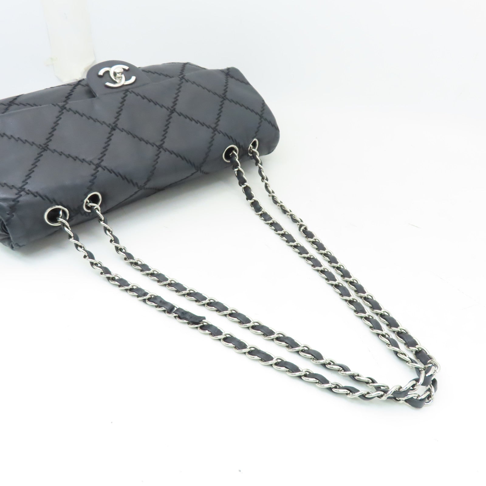 CHANEL 菱格羊皮皮革Chain Shoulder銀扣鏈帶肩背袋黑色