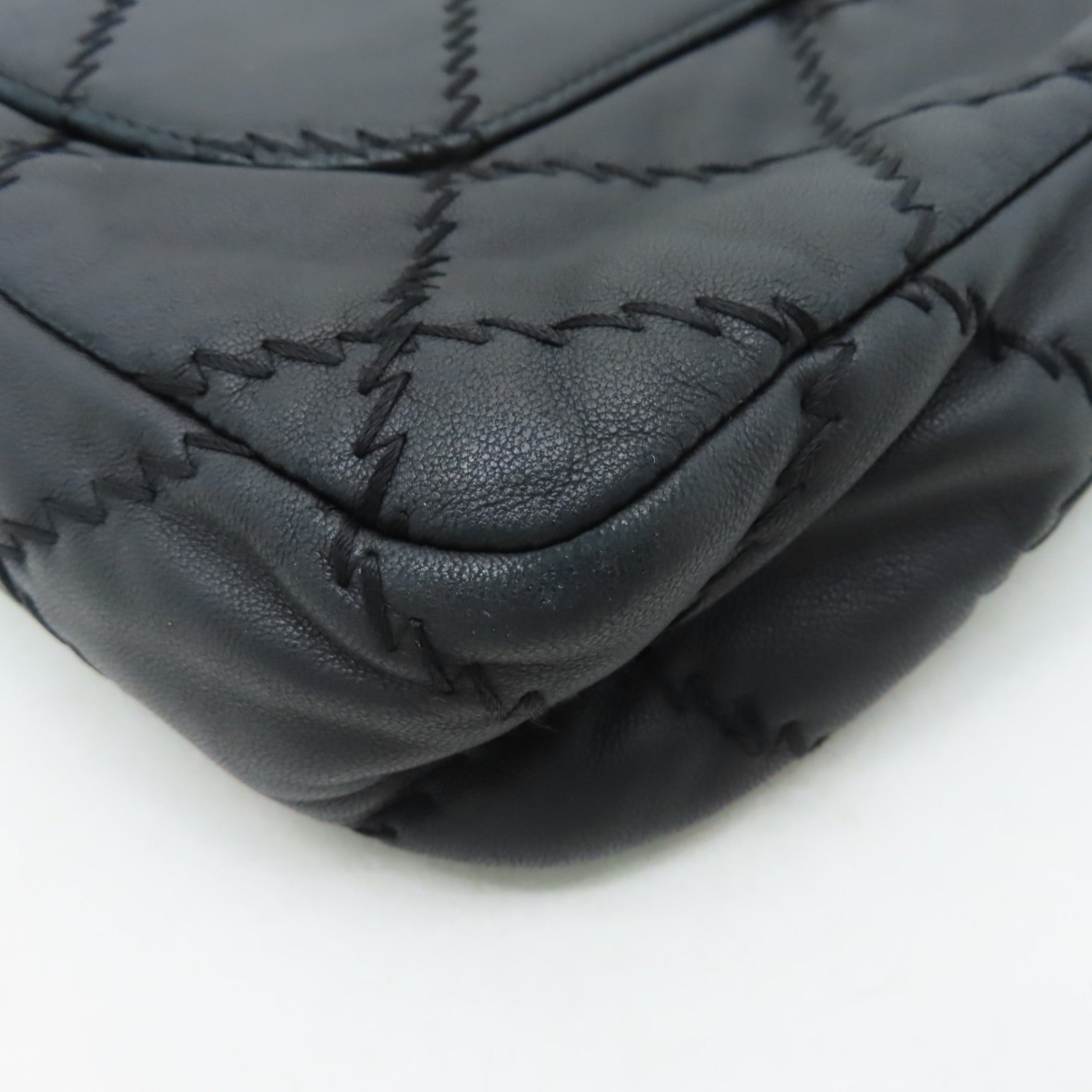 CHANEL 菱格羊皮皮革Chain Shoulder銀扣鏈帶肩背袋黑色