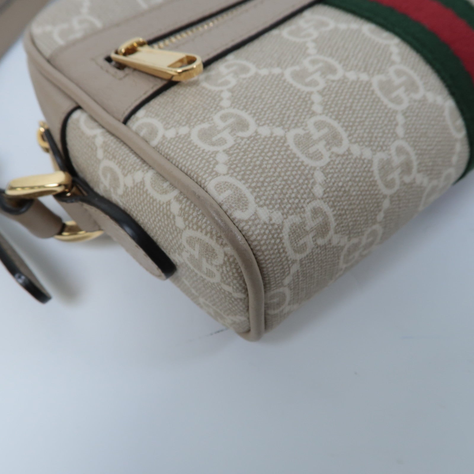 GUCCI 塗層帆布Ophidia GG Supreme Mini Bag金扣肩背袋米色