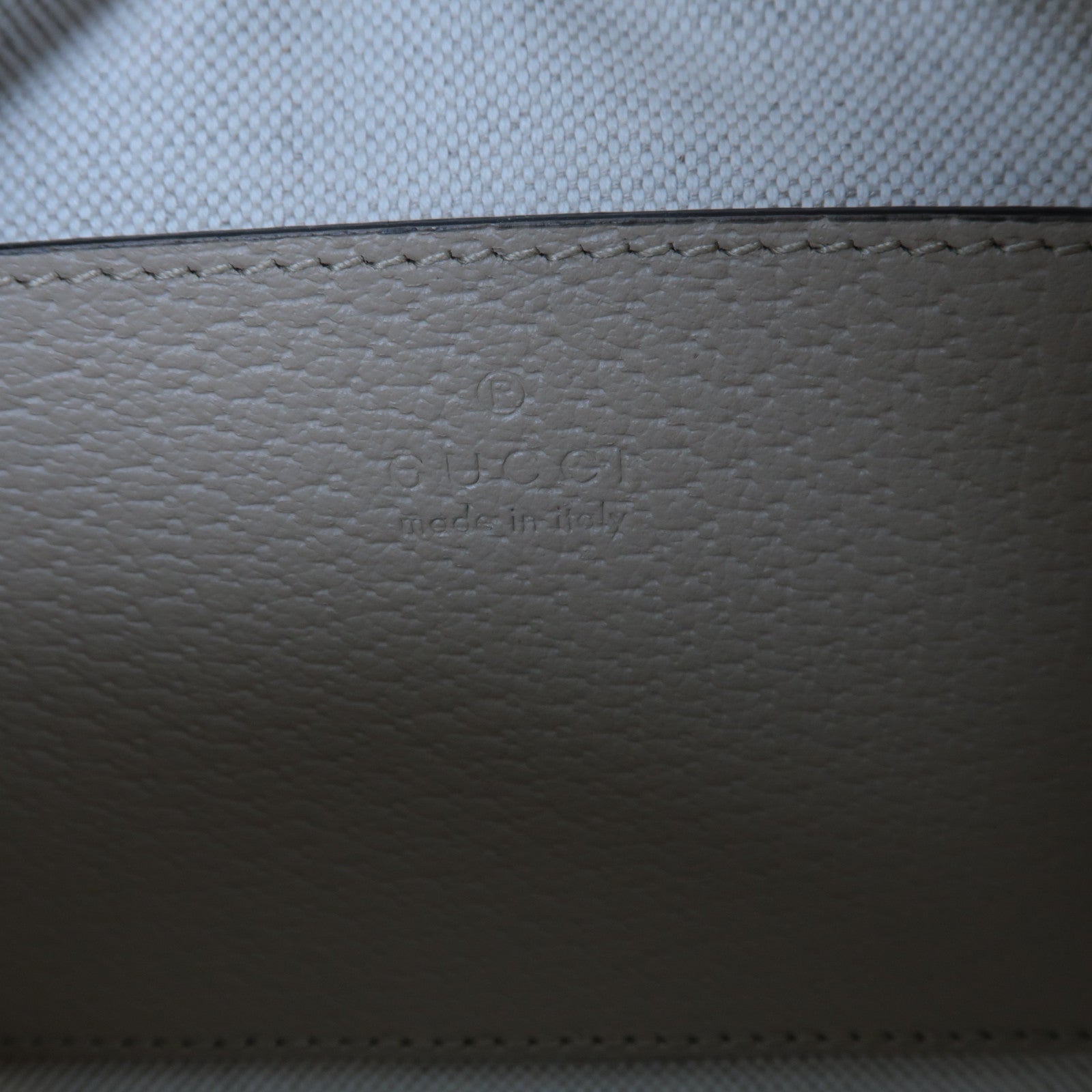 GUCCI 塗層帆布Ophidia GG Supreme Mini Bag金扣肩背袋米色