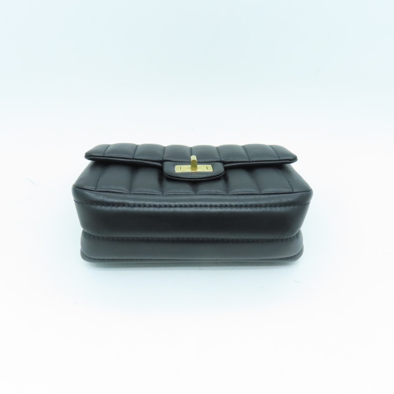 CHANEL 牛皮皮革Mini Chanel 2.55金扣鏈帶肩背袋黑色