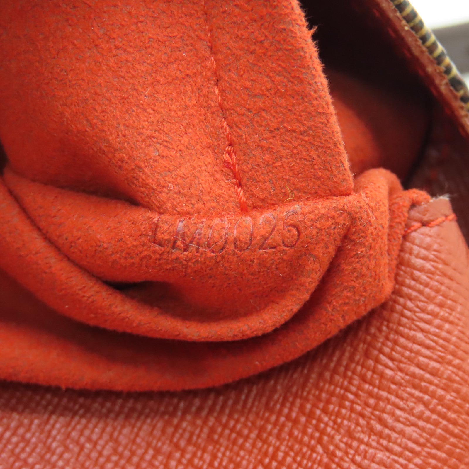 LOUIS VUITTON Damier Musette Salsa金扣肩背袋啡色