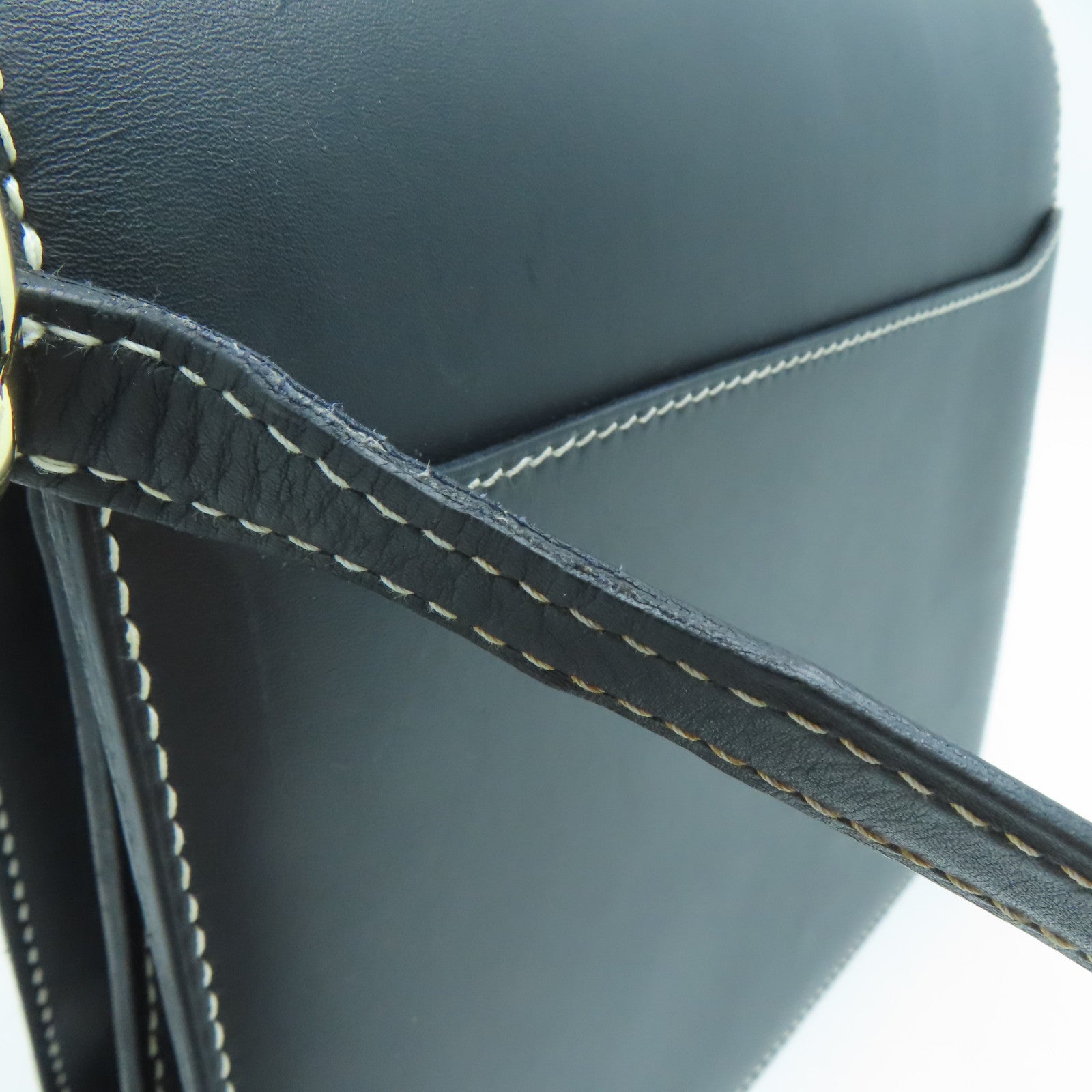 HERMES Sombrero皮革Roulis 23金扣肩背袋黑色