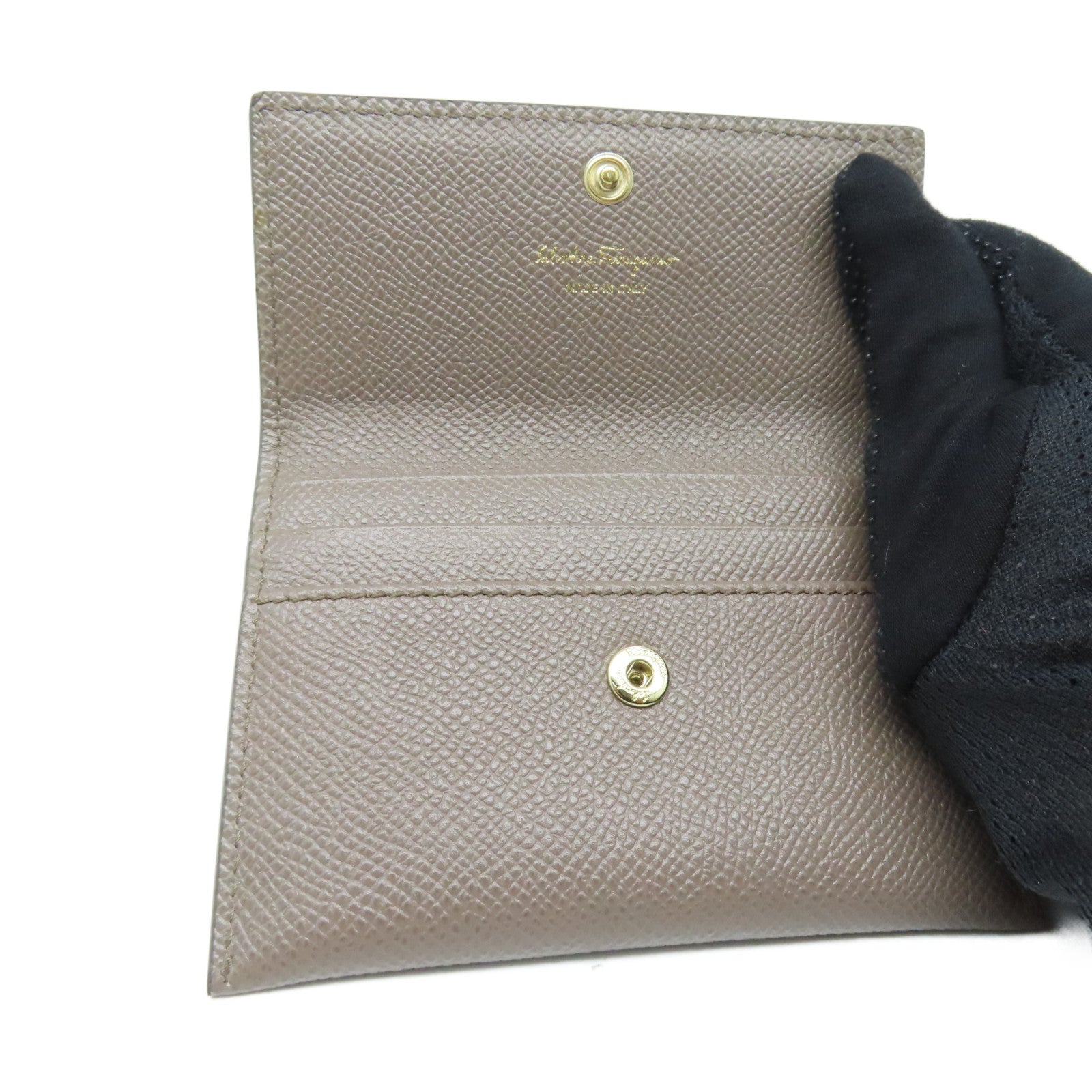 Salvatore Ferragamo 牛皮皮革Card Case金扣卡片套褐色