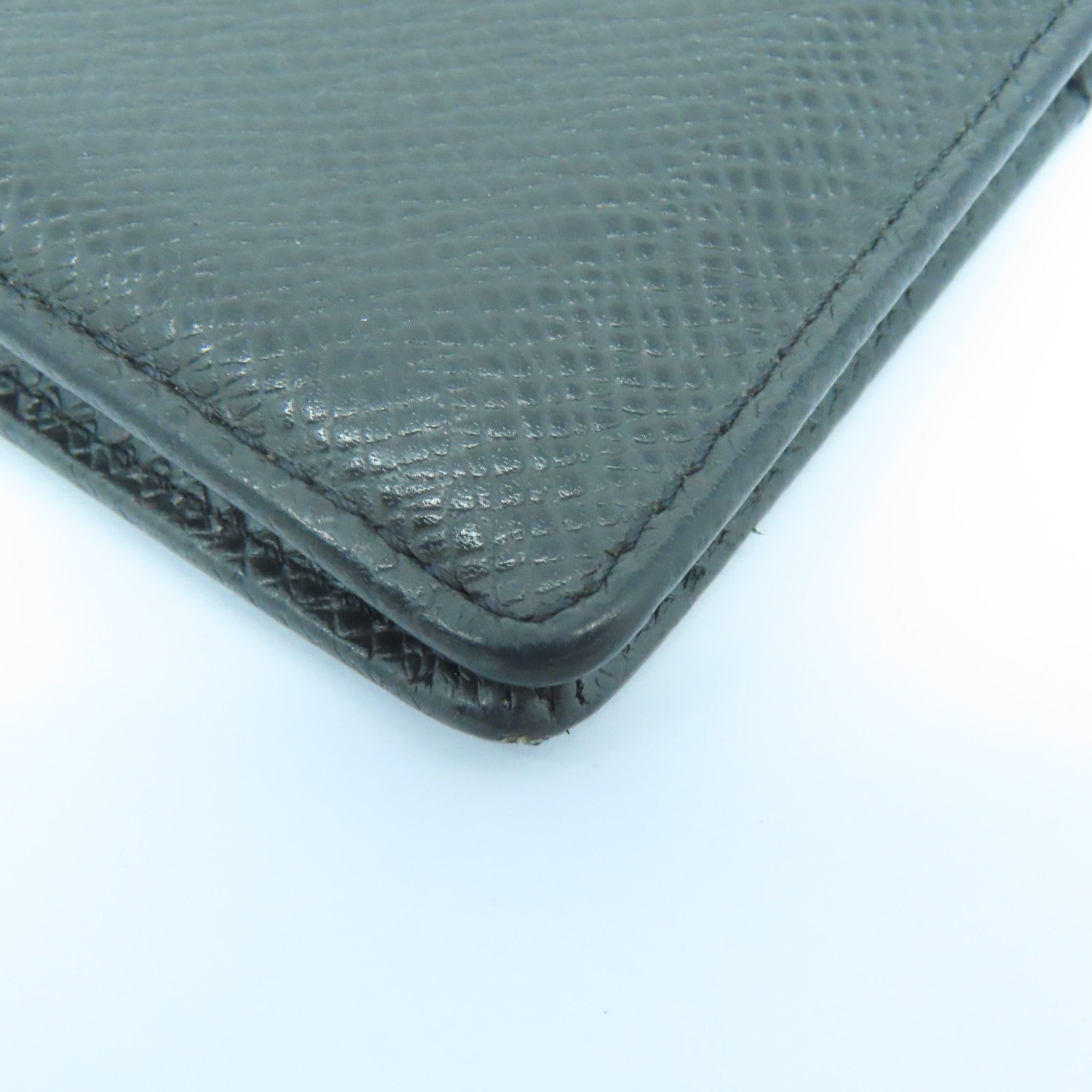 LOUIS VUITTON Taiga Card Case卡片套黑色