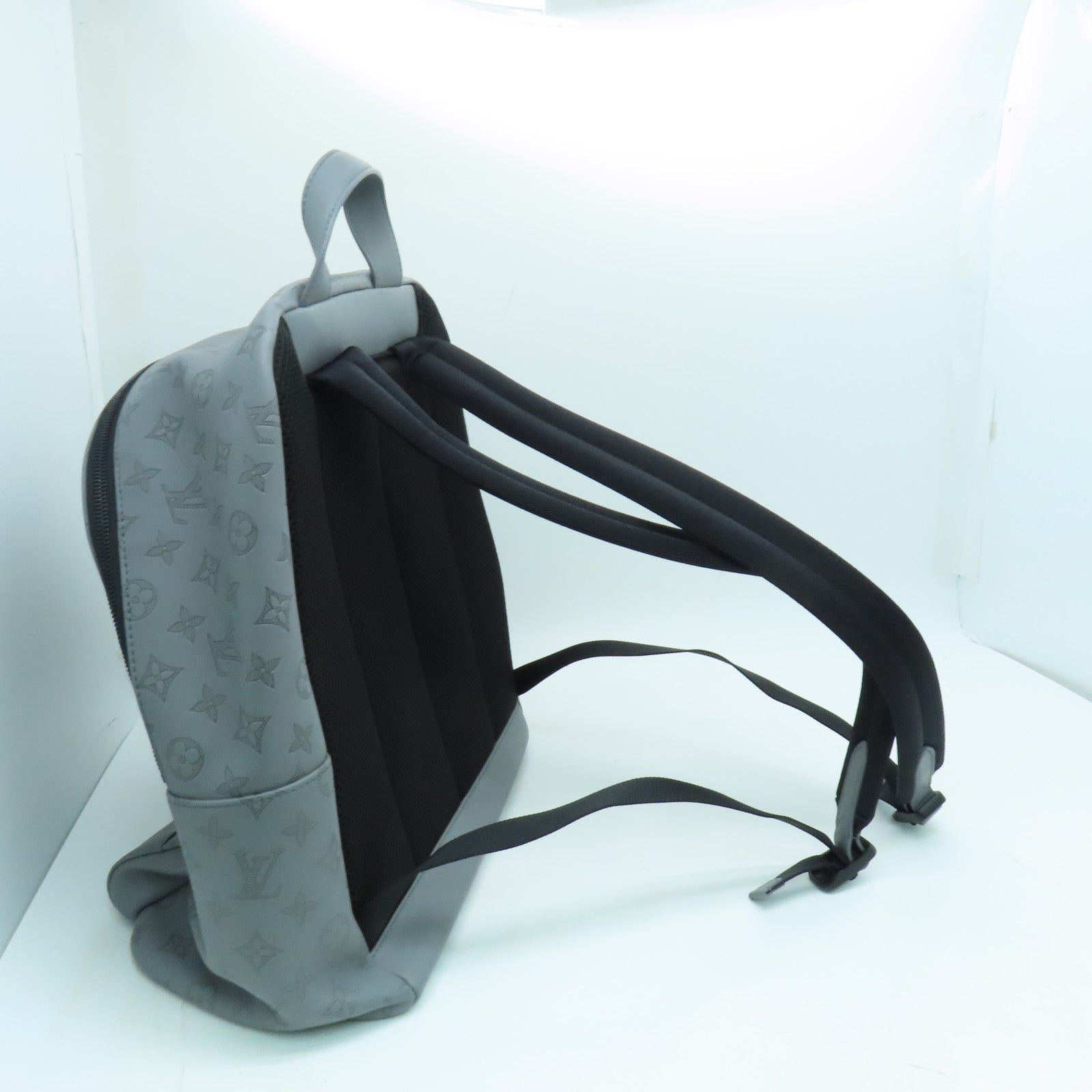LOUIS VUITTON Monogram Shadow Racer Backpack背包灰色