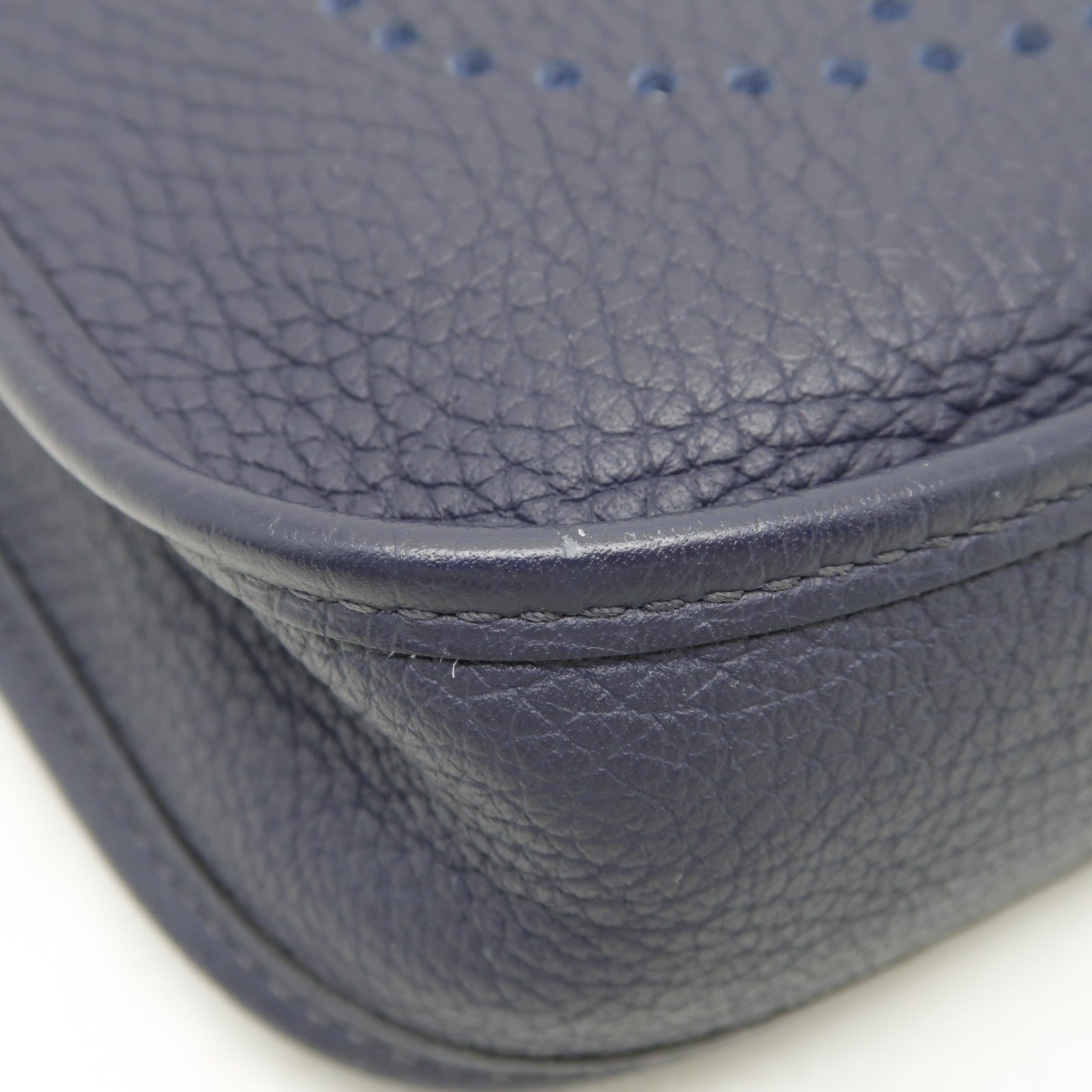 HERMES Clemence皮革Evelyne TPM金扣肩背袋深藍色