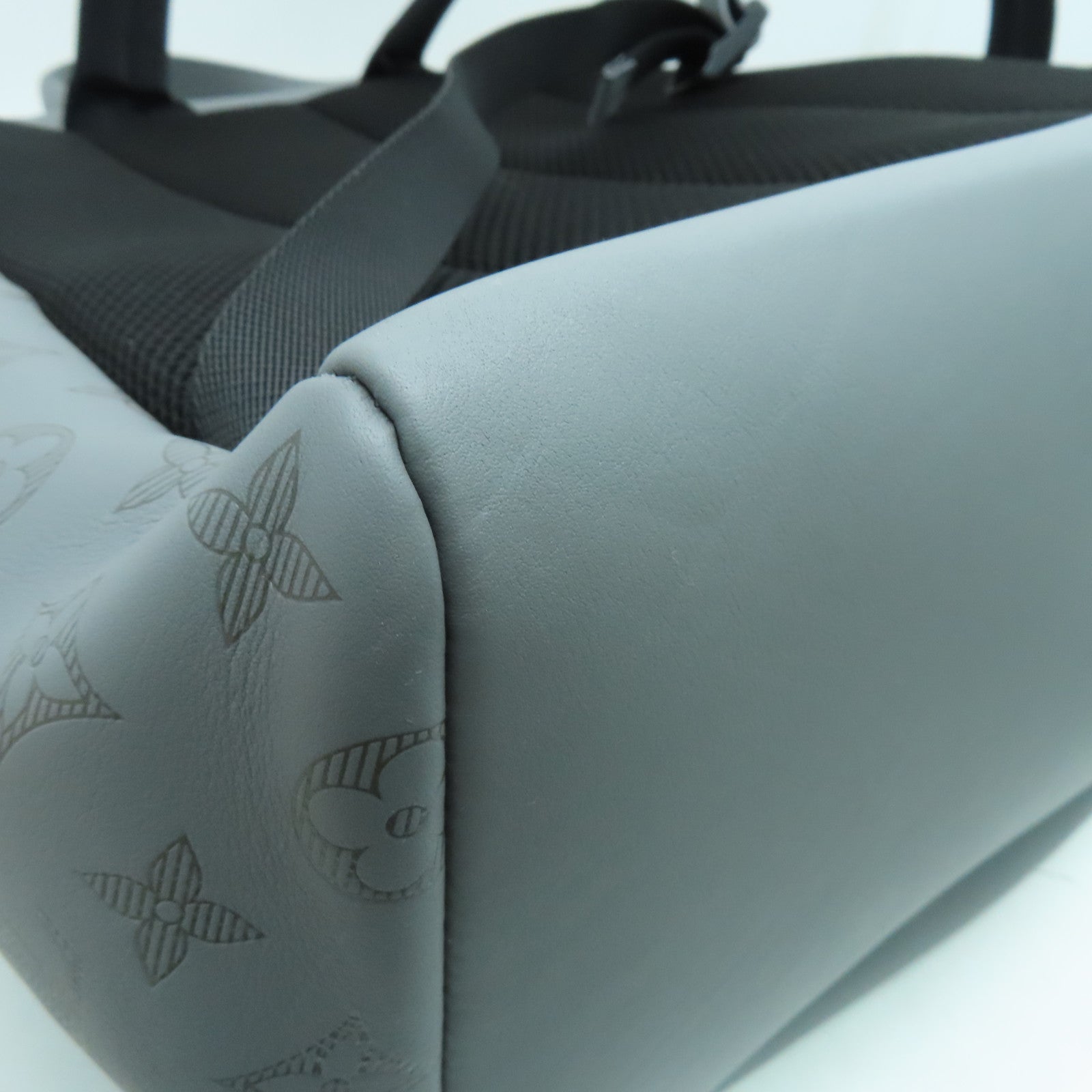 LOUIS VUITTON Monogram Shadow Racer Backpack背包灰色