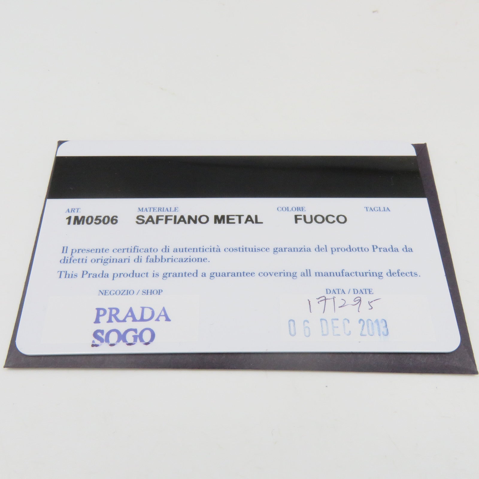 PRADA Saffiano皮革Long Zipper wallet拉链长钱包红色