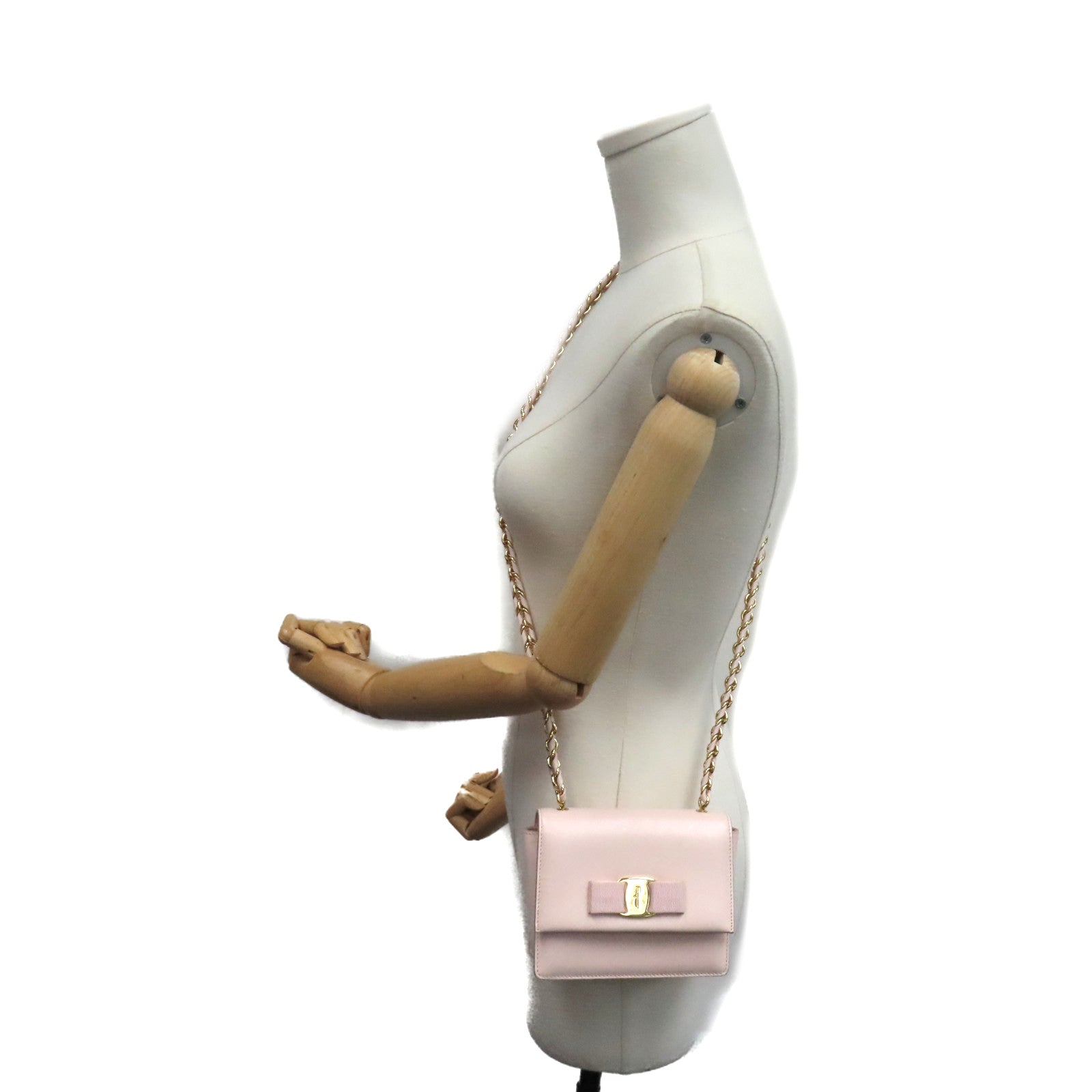 Salvatore Ferragamo 牛皮皮革Chain Shoulder金扣链带肩背袋粉红色