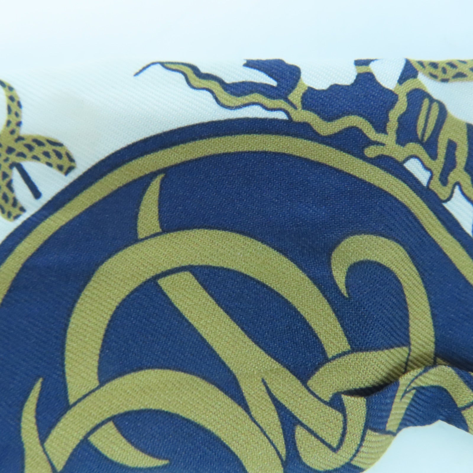 HERMES Silk Twilly Scarf White/Blue