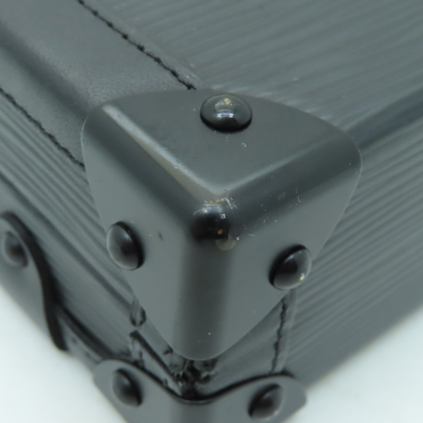 LOUIS VUITTON Epi Petite Malle金扣肩背袋黒色