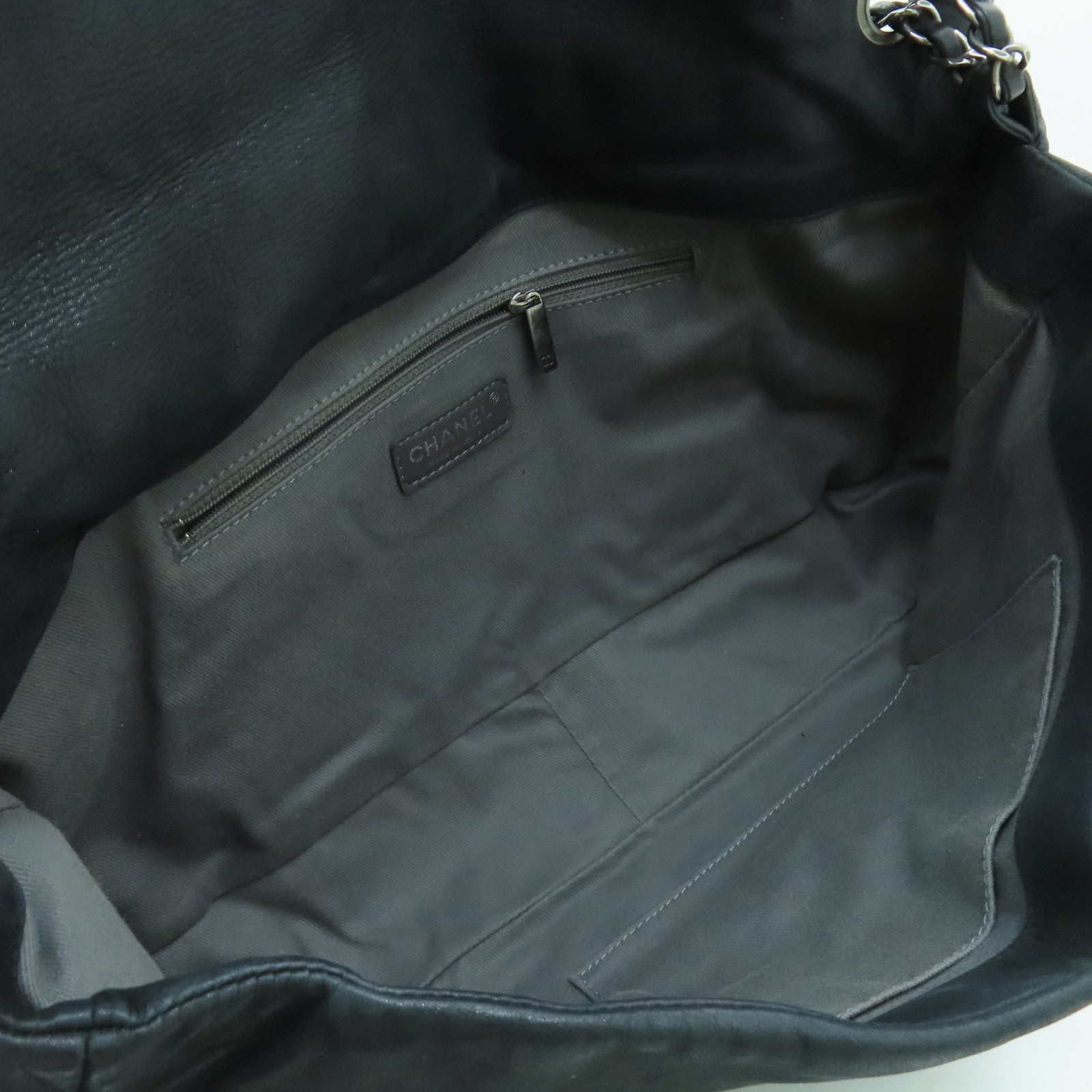 CHANEL 牛皮皮革Chain Shoulder銀扣鏈帶肩背袋黑色