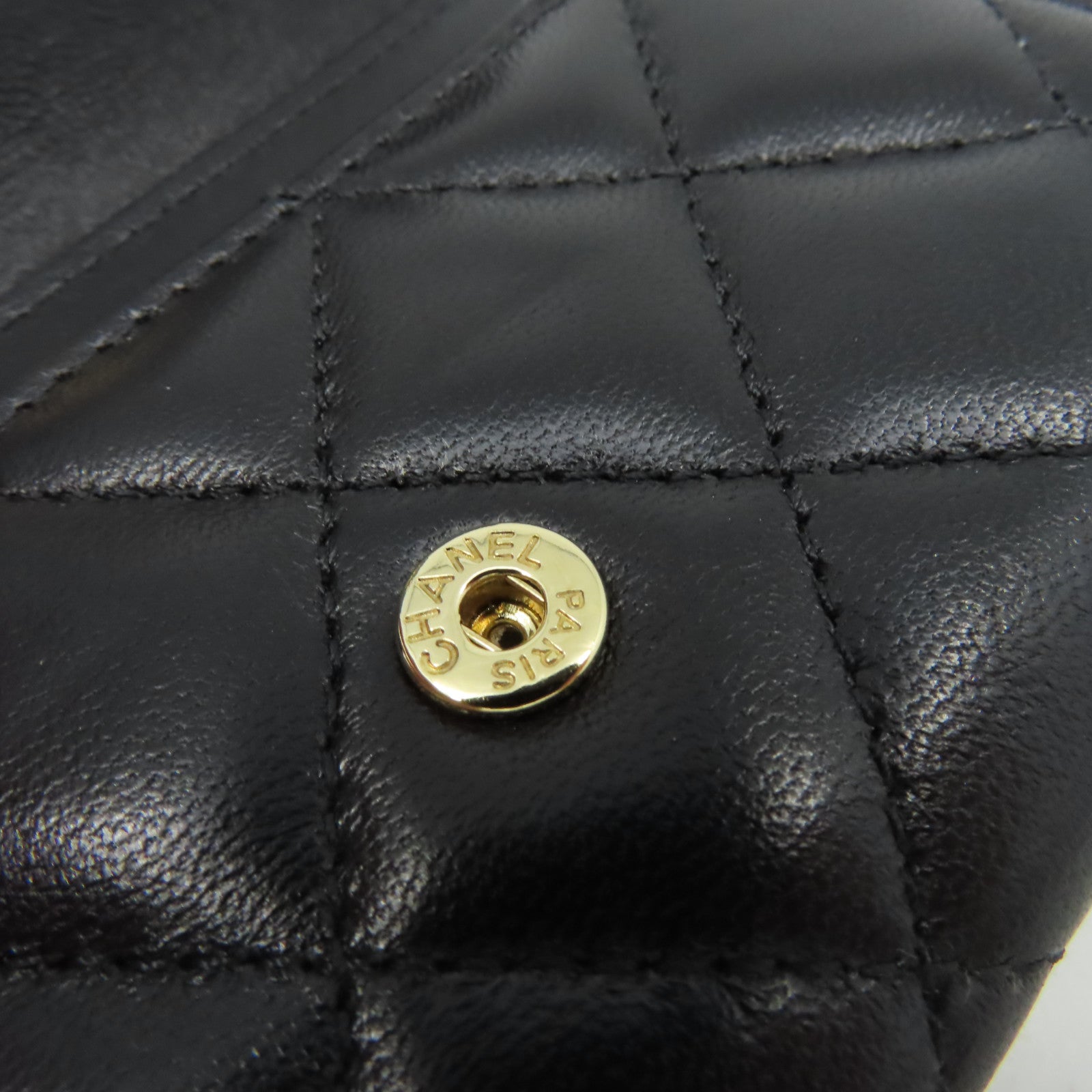 CHANEL 菱格羊皮皮革Card Case金扣卡片套黑色