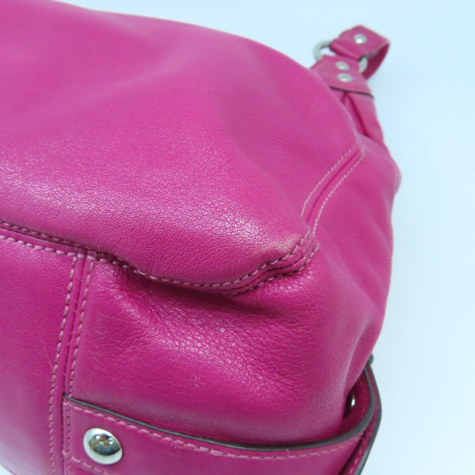 COACH 皮革Shoulder Bag銀扣肩背袋桃紅色