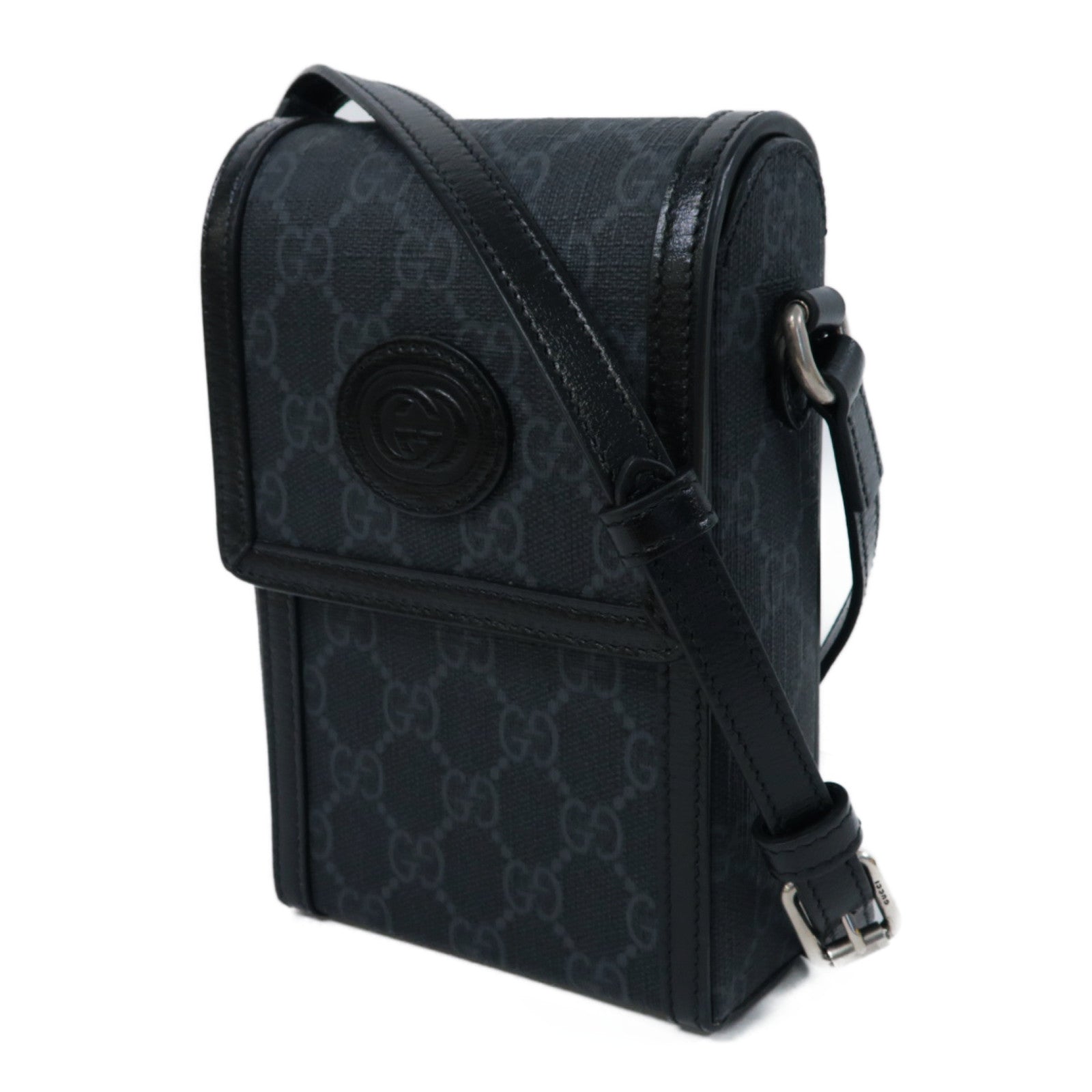 GUCCI 塗層帆布GG SUPREME銀扣肩背袋黑色