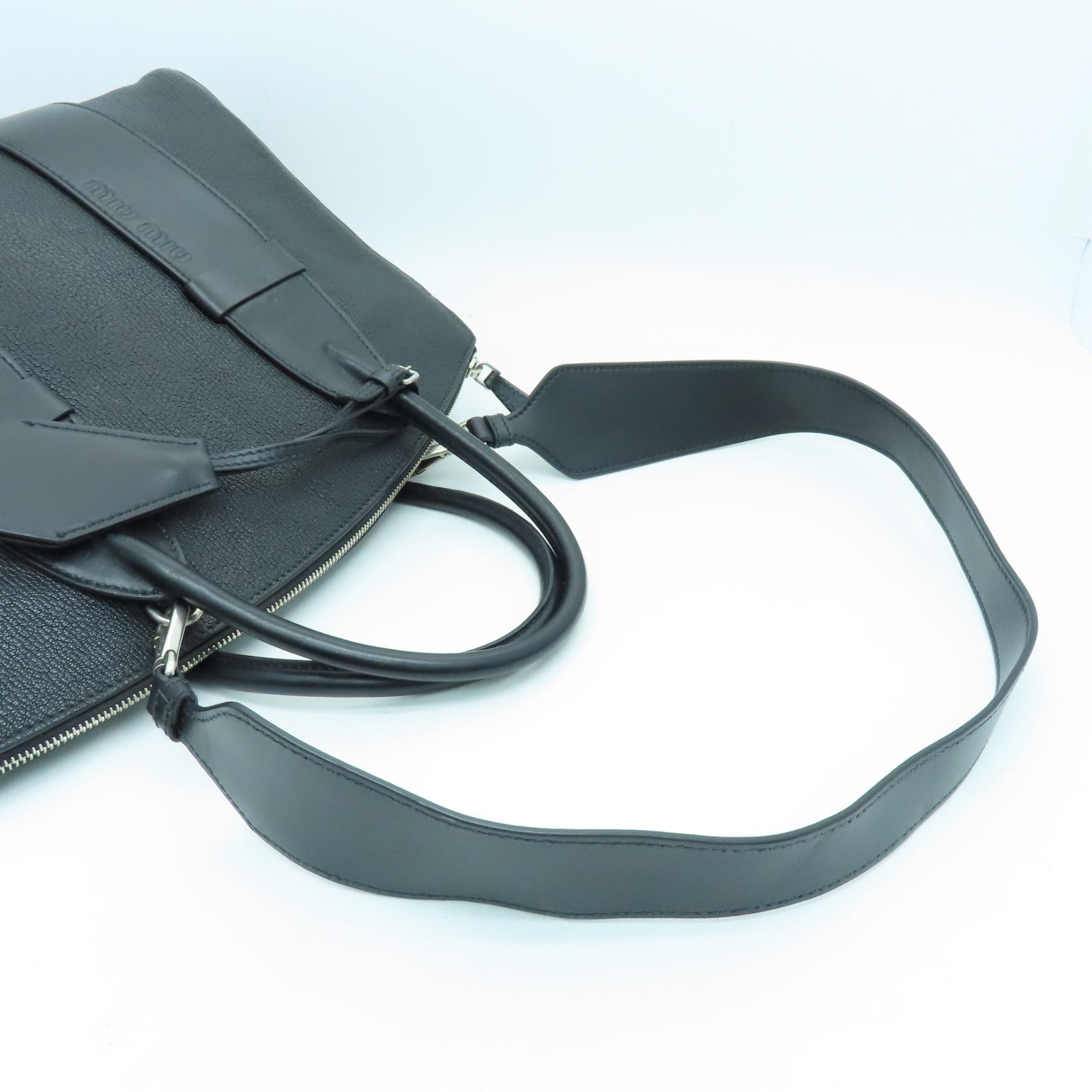 Miu Miu 牛皮皮革2way Shoulder Bag银扣手挽肩背两用袋黑色