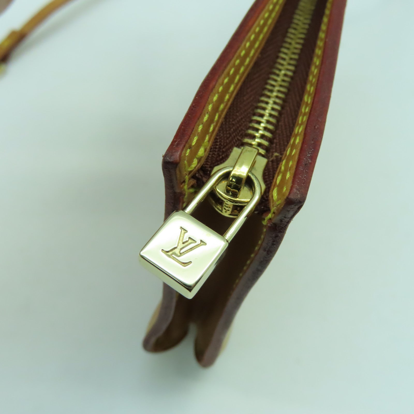 LOUIS VUITTON Monogram Vinyl Cabas Cruise金扣肩背袋透明/啡色