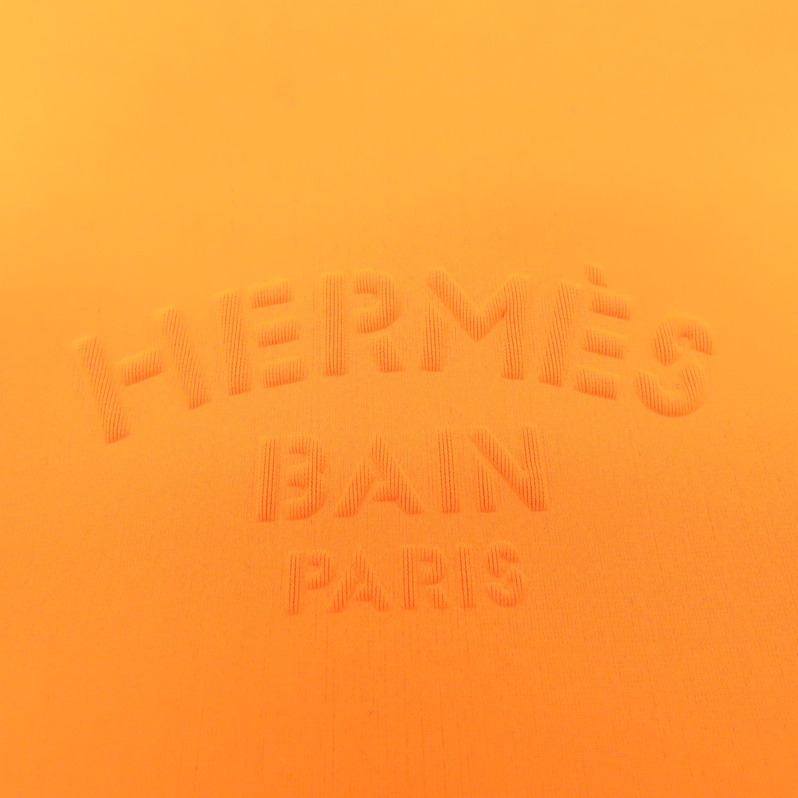 HERMES 尼龍Neobain黑扣小袋橙色