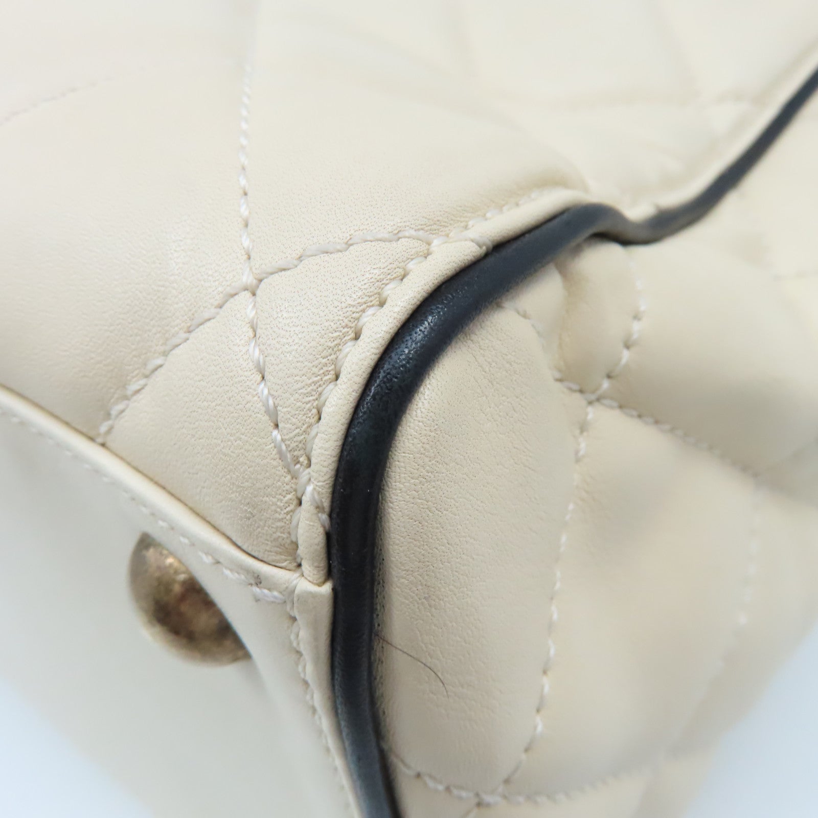CHANEL 菱格牛皮皮革2Way Shoulder Bag金扣鏈帶手挽肩背兩用袋米白色/黑色