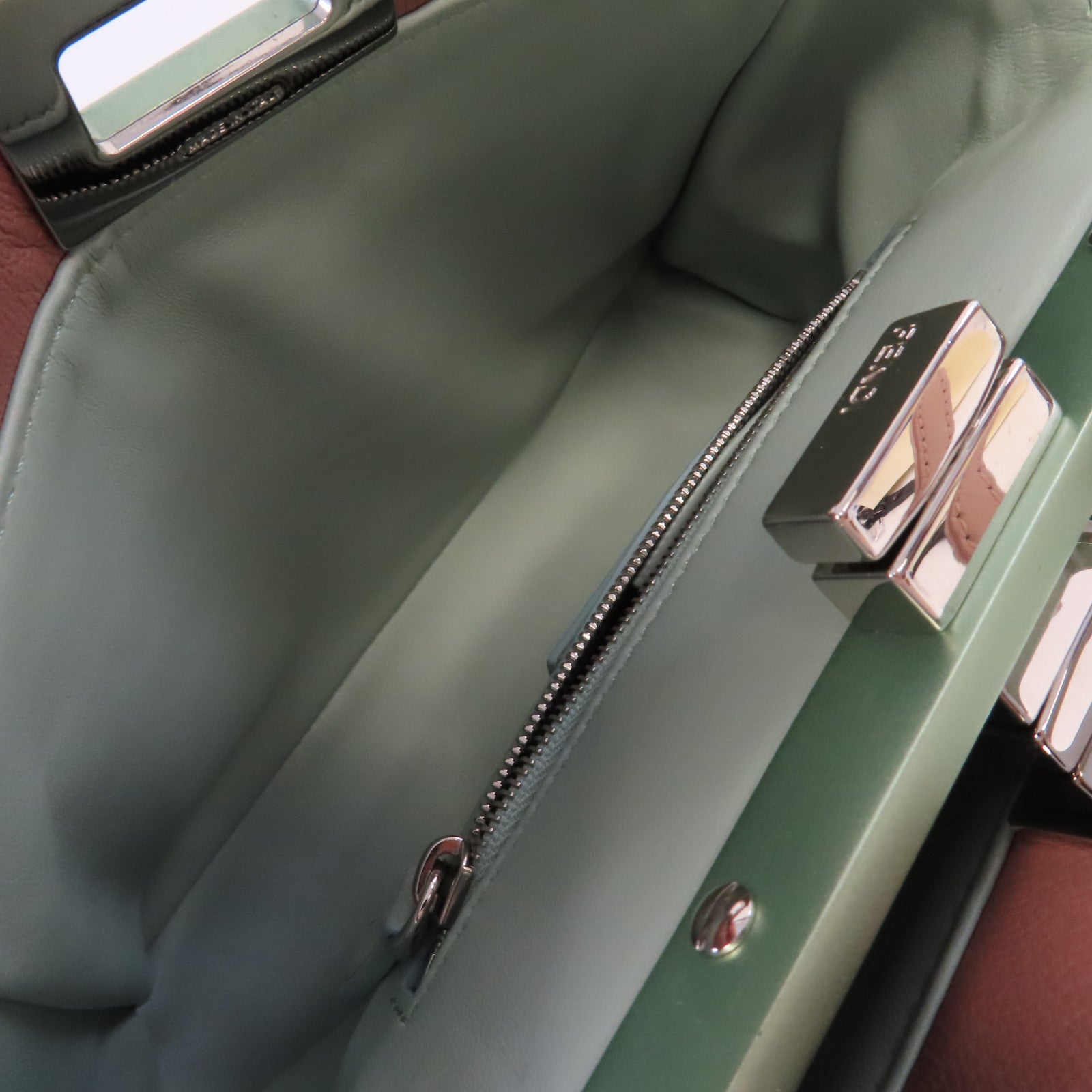 FENDI 羊皮皮革Peekaboo Mini 2Way Shoulder Bag銀扣手挽肩背兩用袋粉杏色